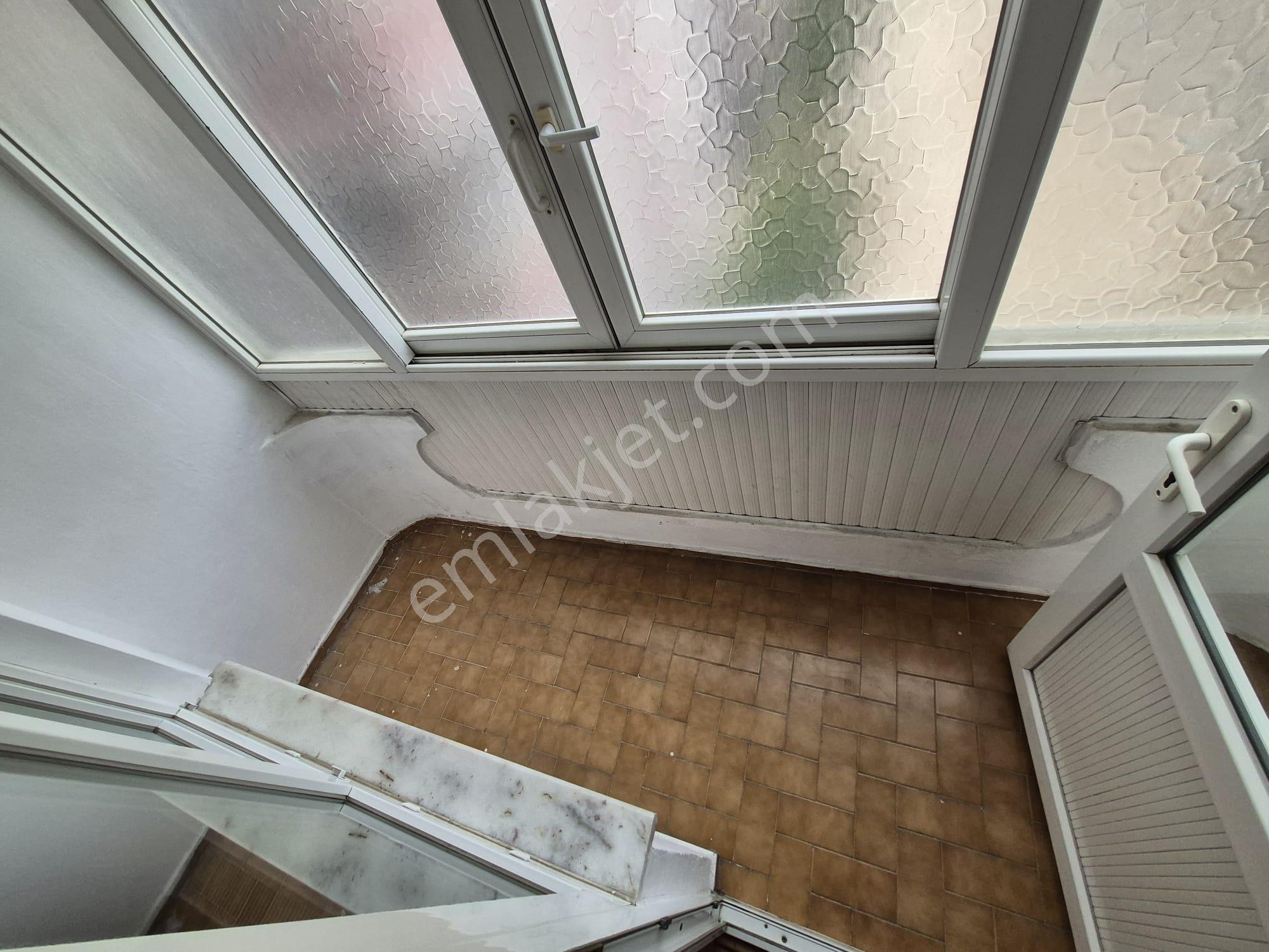 Akmandan Edremit Merkezde Cadde Üzeri Kiralık Daire - Görsel 9