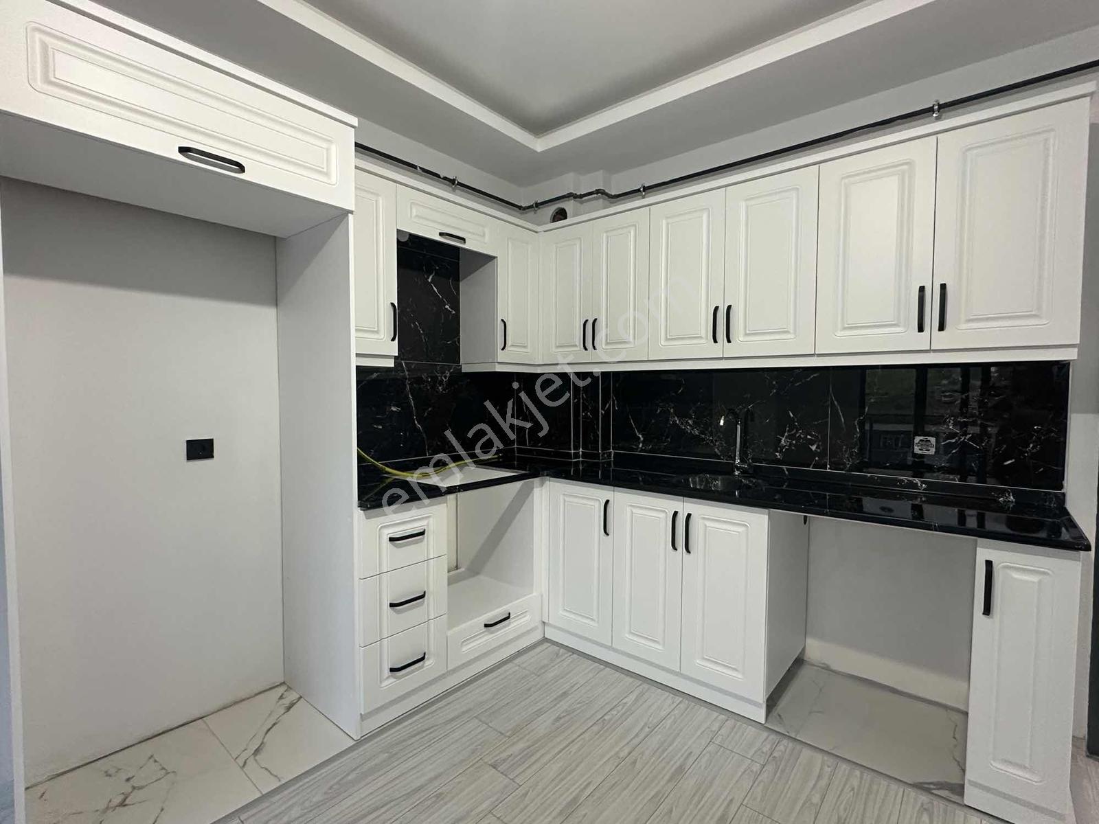 Yükselen Değeriyle Yeni Şehir Hastanesi Bölgesinde Satılık 1+1 - Görsel 27