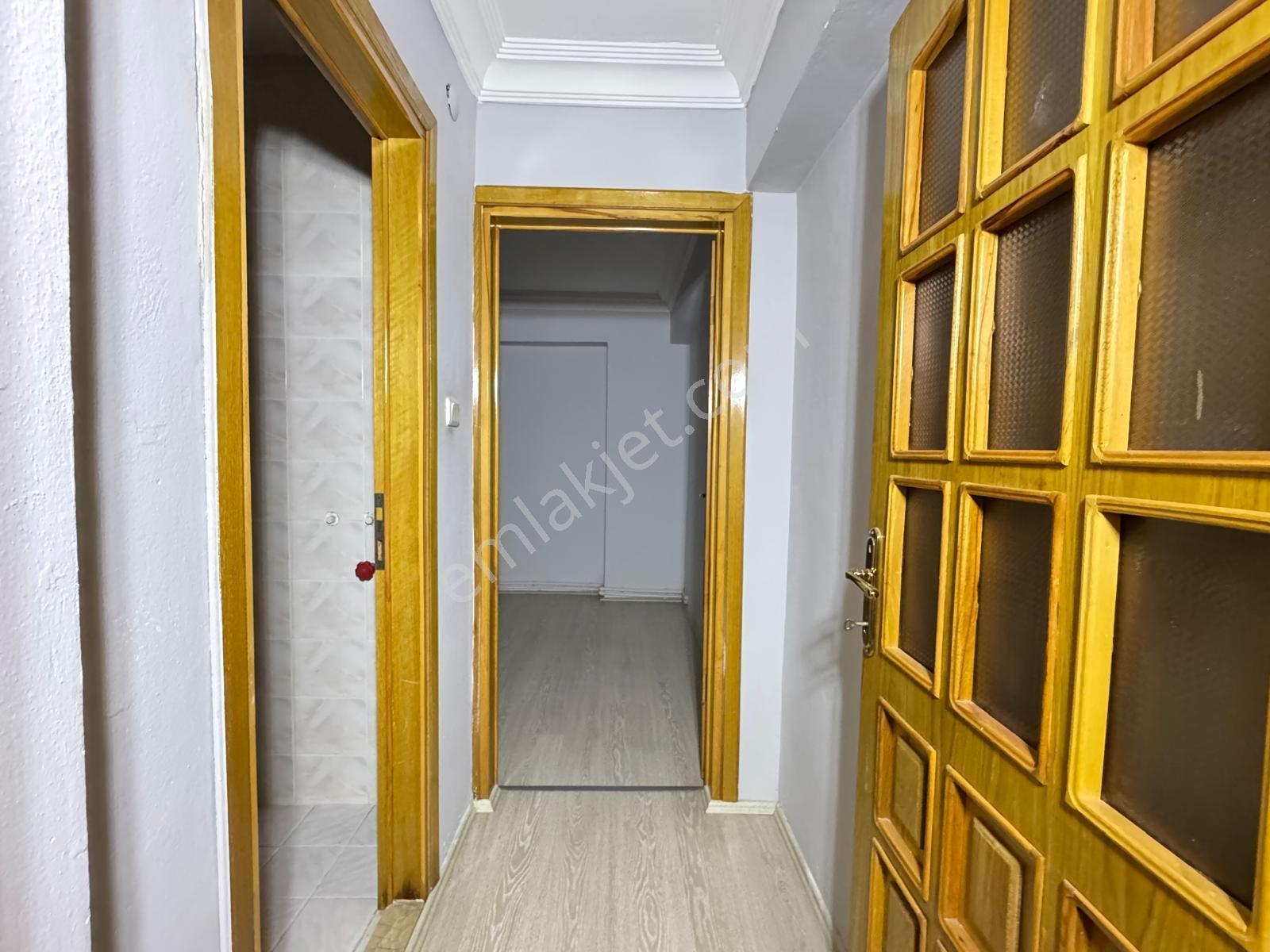 Ömür Evleri Tramvay Durağına Cephe | Kiralık Geniş 3+1 Daire - Görsel 19