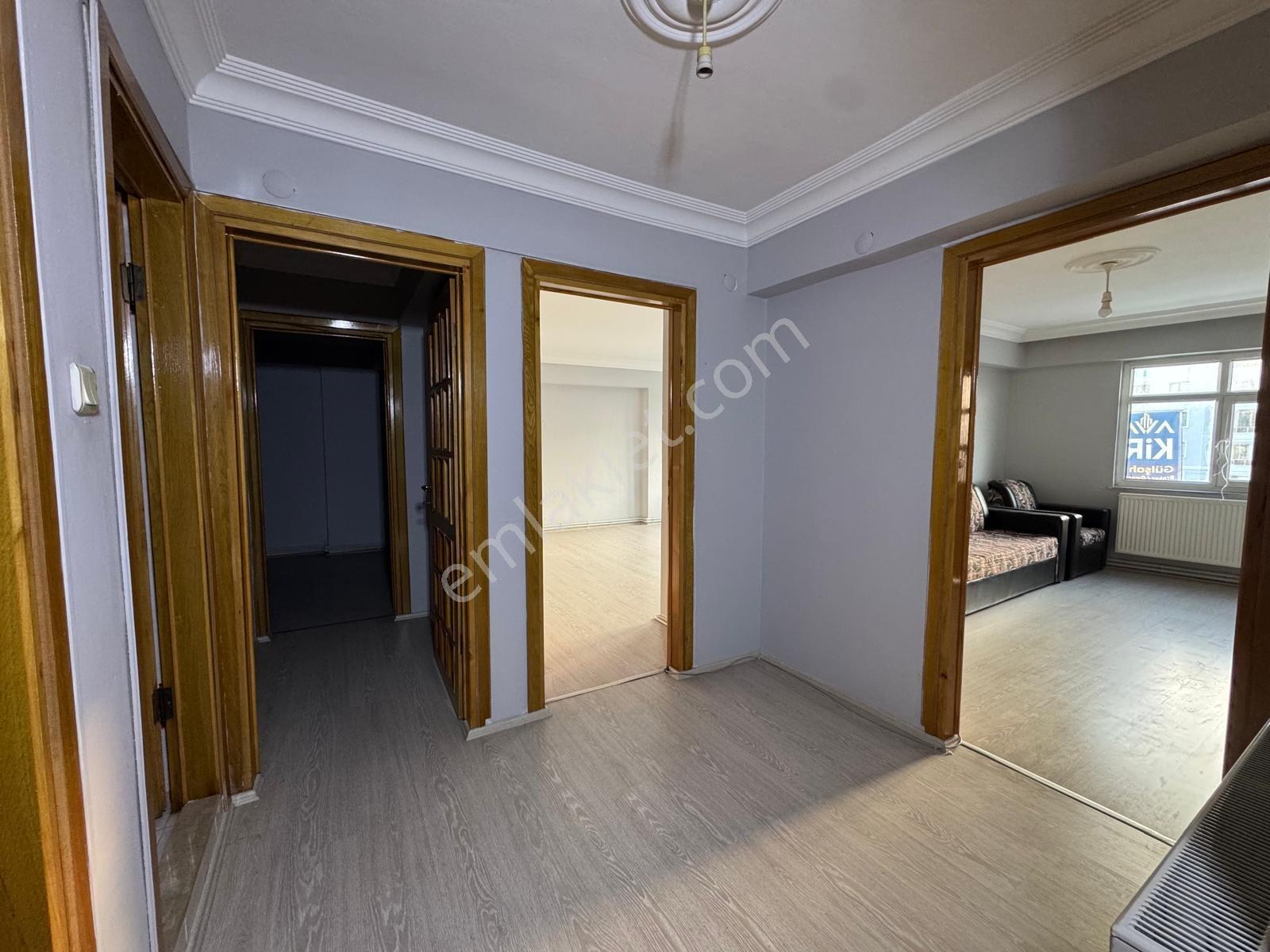 Ömür Evleri Tramvay Durağına Cephe | Kiralık Geniş 3+1 Daire - Görsel 15