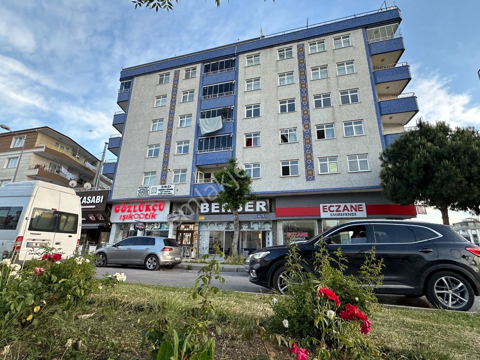 Ömür Evleri Tramvay Durağına Cephe | Kiralık Geniş 3+1 Daire - Görsel 12