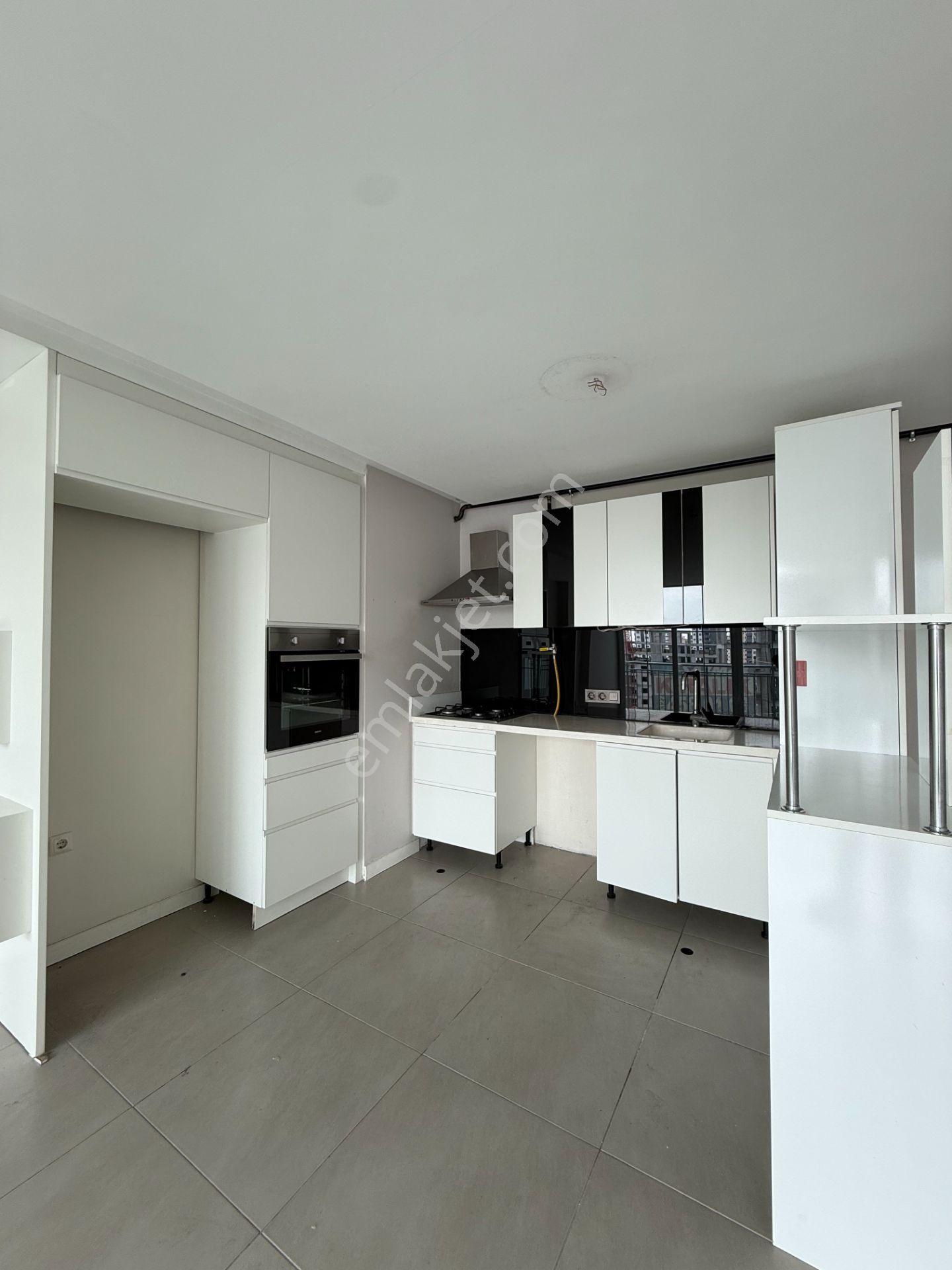 Pınar'da 3+1 100 M2 Doğalgazlı Site İçi-güvenlikli-hauzlu Hasarsız Kiralık Daire - Görsel 6