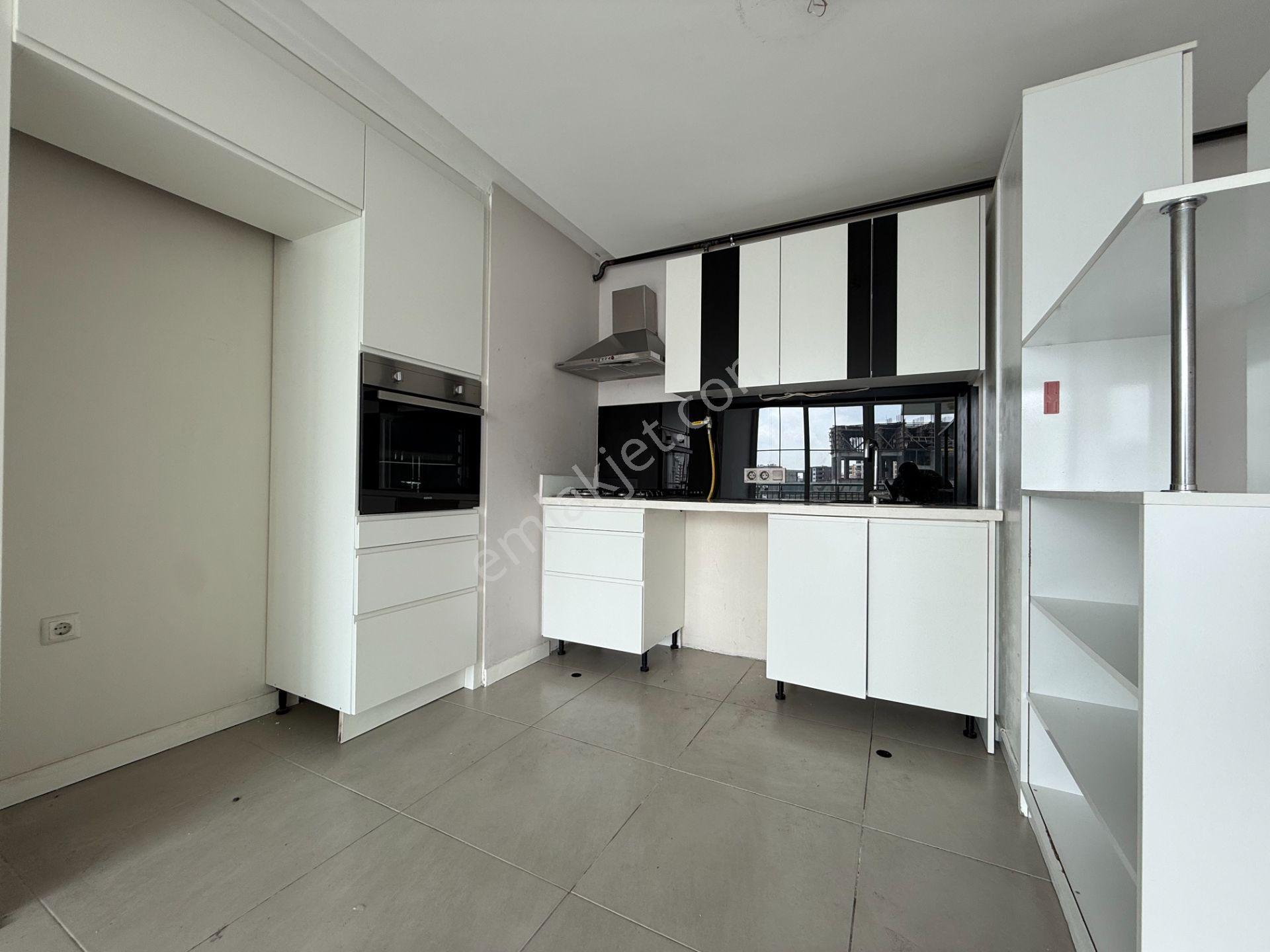 Pınar'da 3+1 100 M2 Doğalgazlı Site İçi-güvenlikli-hauzlu Hasarsız Kiralık Daire - Görsel 4