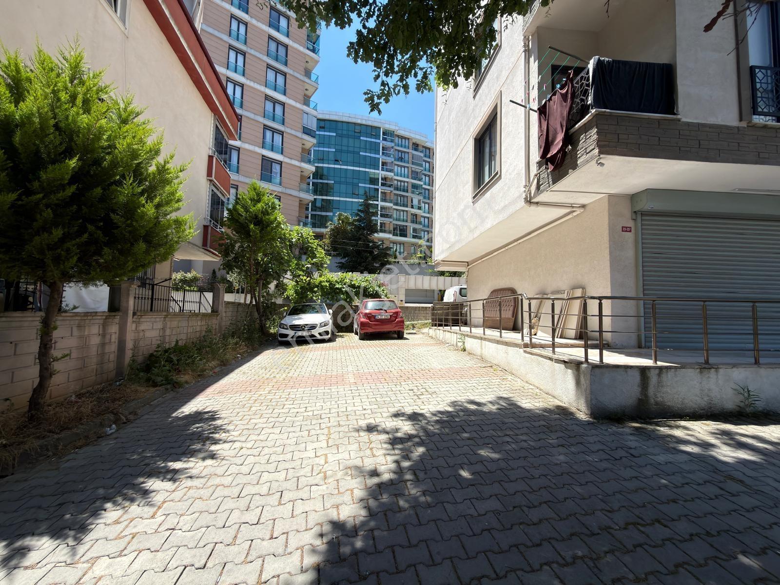 Çekmeköy Taşdelen Cadde Üzeri Satılık Ara Kat 2+1 Daire 90 M2 - Görsel 21