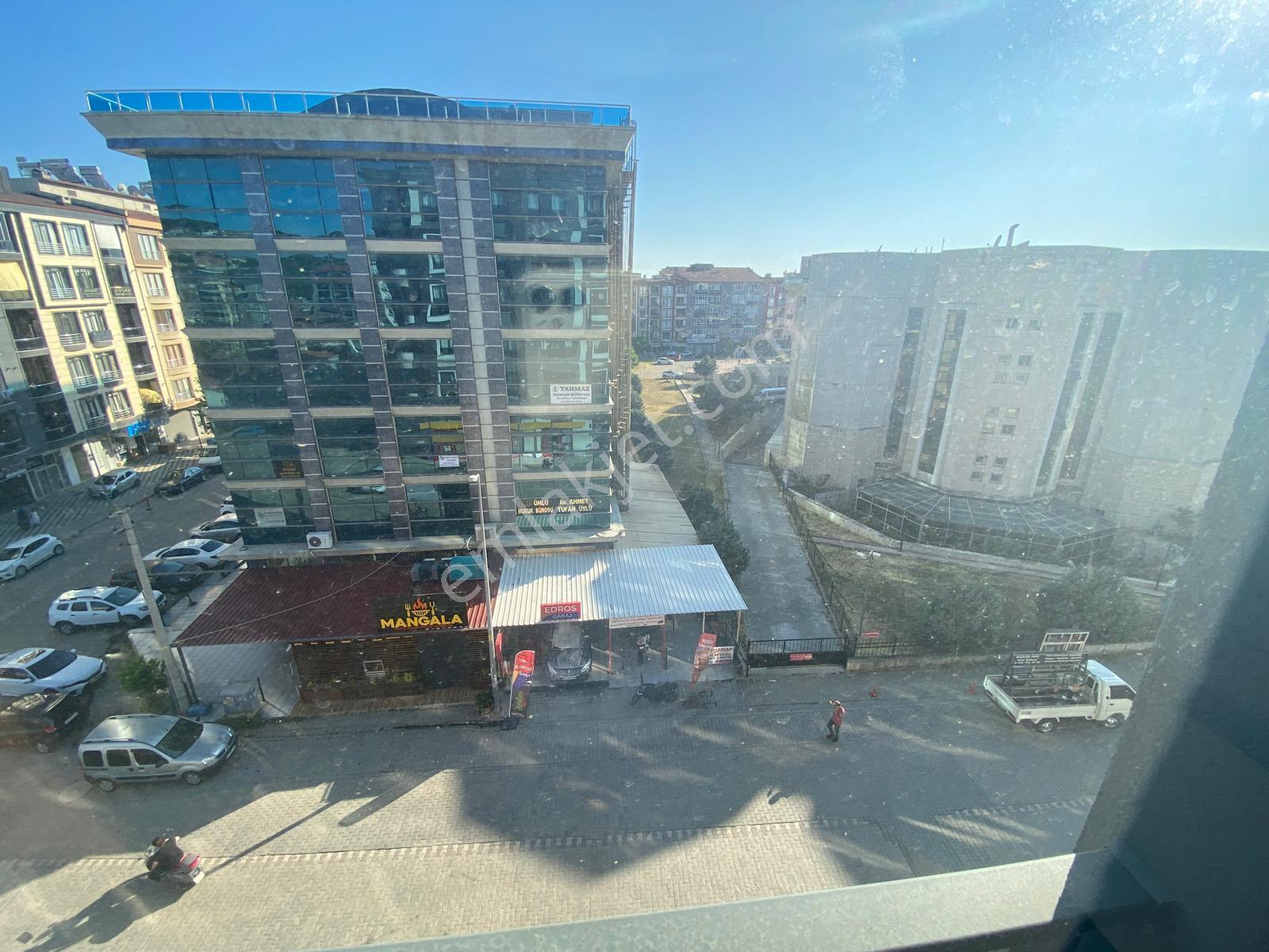 Balıkesir Edremit Gazicelal Adliye Yanı 3+1 Lüx Ara Kat Daire Kiralık - Görsel 24