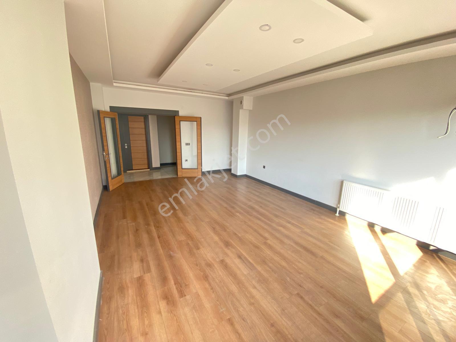 Balıkesir Edremit Gazicelal Adliye Yanı 3+1 Lüx Ara Kat Daire Kiralık - Görsel 7