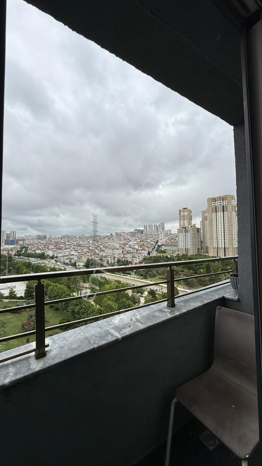 Vista Yapı'dan Metrobüse Yakın Konumda Güvenlikli Binada Eşyalı - Görsel 13
