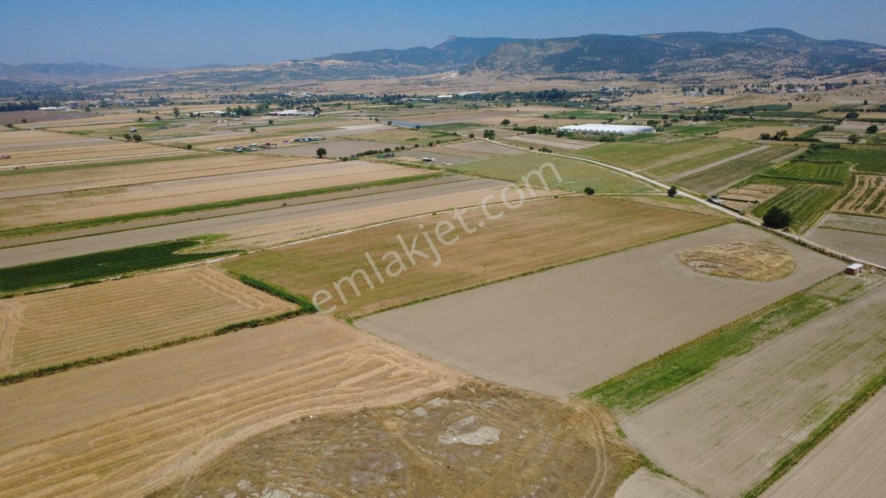 Gerenköyde 28727m2 Satılık Tek Tapu Yola Cephe Suyu Olan Tarla - Görsel 4