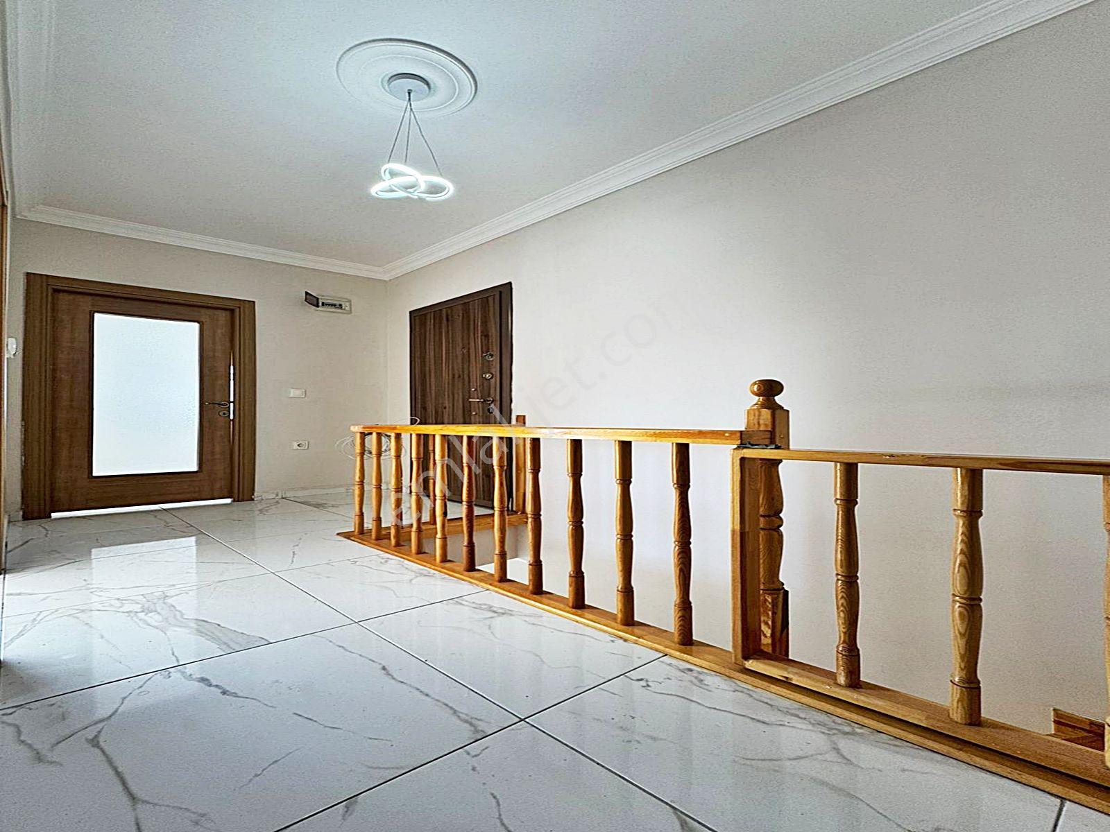 Cadde34 Yapı'dan Beylikdüzü Sahil'de 4+2 Asansörlü 3 Katlı Binada Sıfır Krediye Uygun Dubleks Daire - Görsel 6