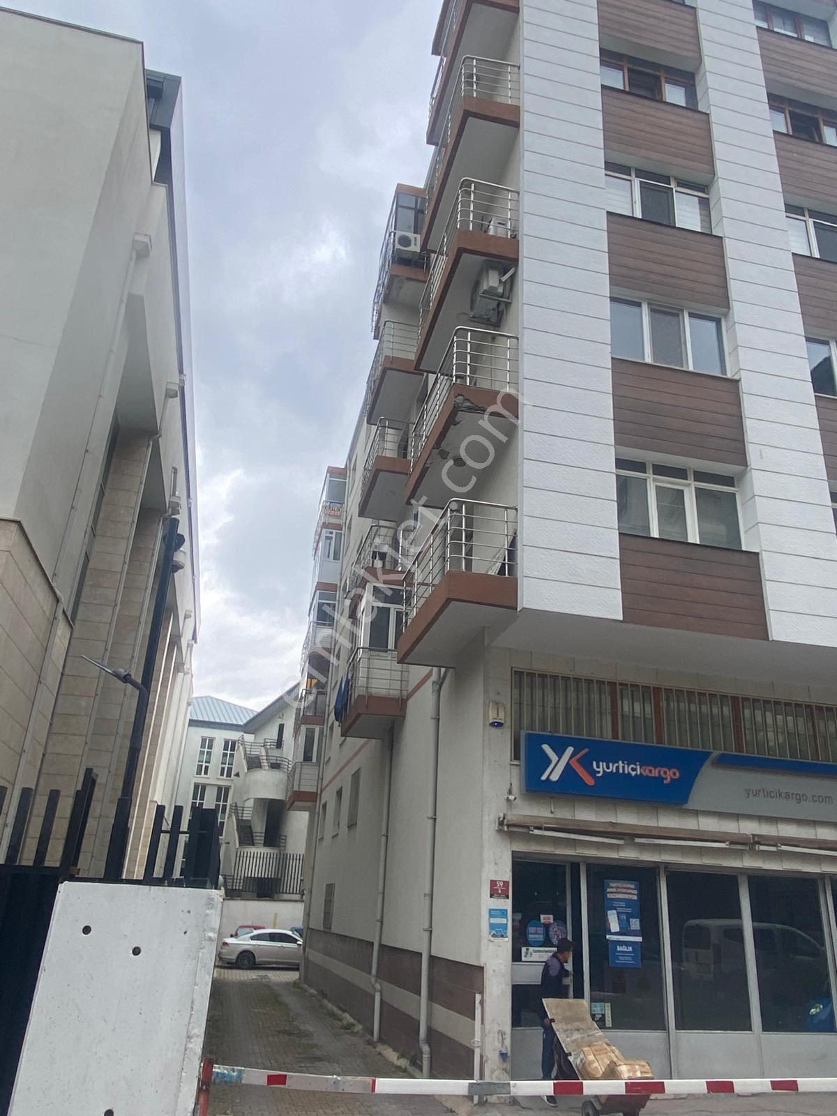 Çankaya Fidanlık Mahallesi Kolej Metro Yanında 2+1 Kiralık Eşyalı Ofis - Görsel 22