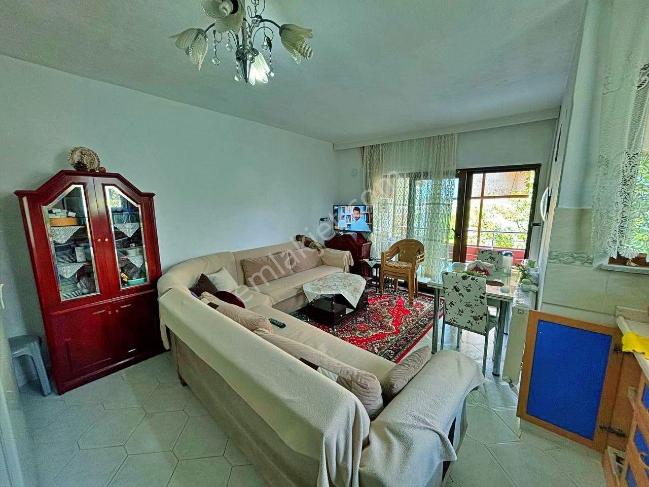 Uytundan Pelitköyde Denize 150 Metre Bahçe Kullanımlı 3+1 Villa - Görsel 8