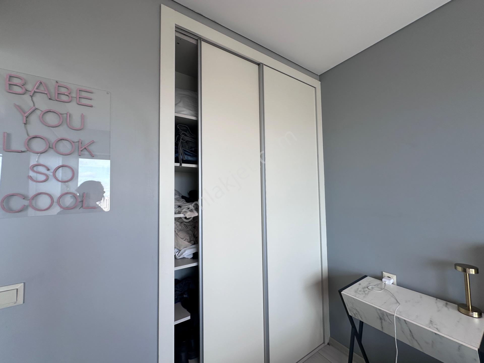 Ataşehir Trendist Sitesi 1+1 Eşyalı Daire 48m2 Temiz Ve Bakımlı - Görsel 24