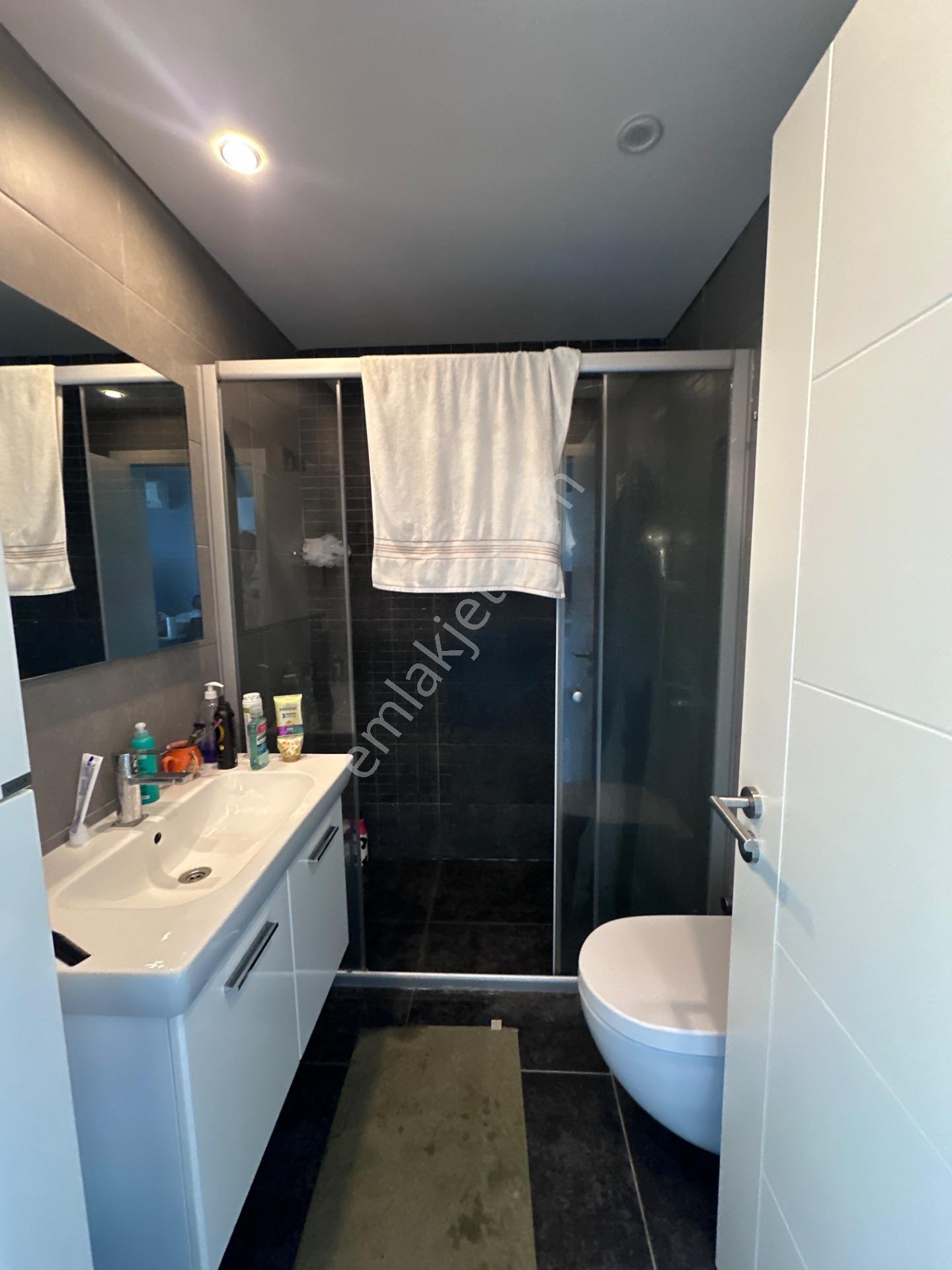 Ataşehir Trendist Sitesi 1+1 Eşyalı Daire 48m2 Temiz Ve Bakımlı - Görsel 15