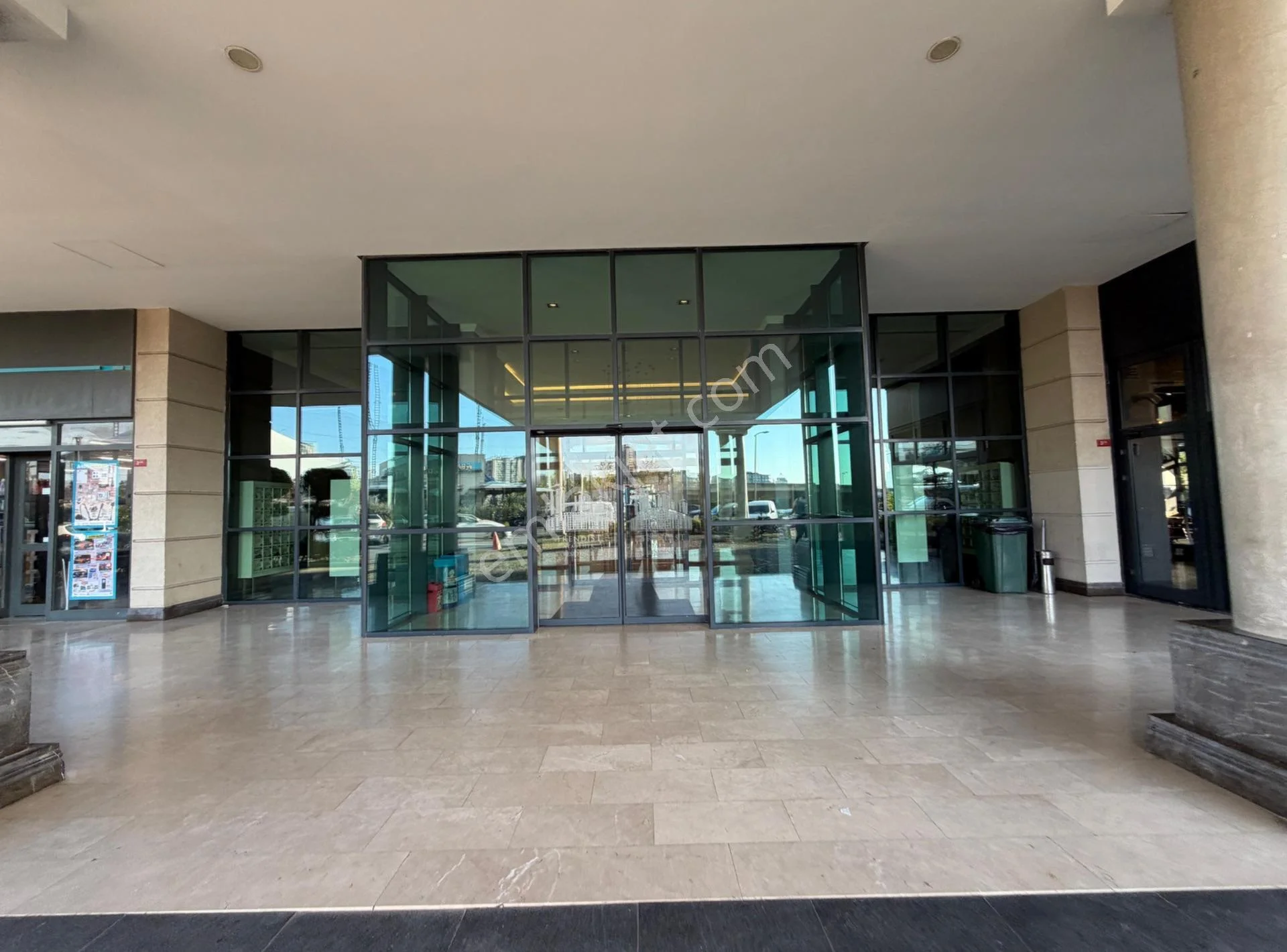 Ataşehir Trendist Sitesi 1+1 Eşyalı Daire 48m2 Temiz Ve Bakımlı - Görsel 2