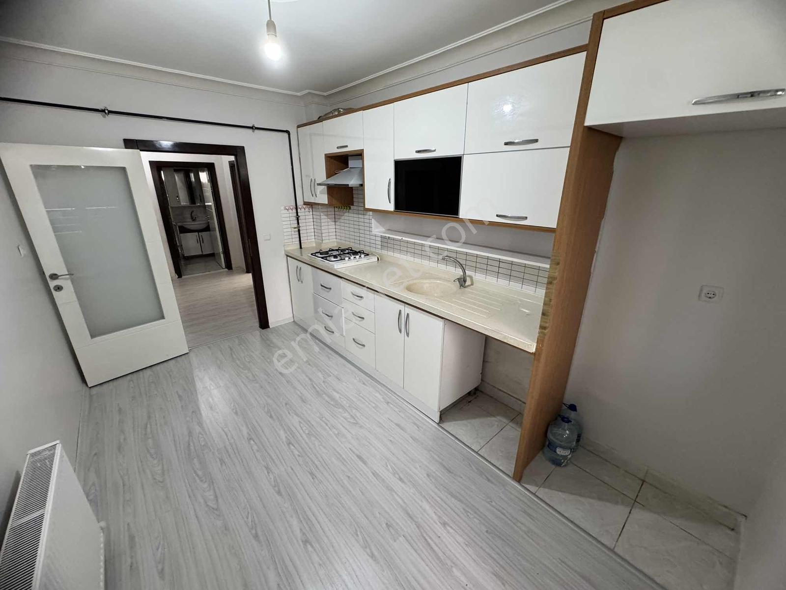 Keçiörende 2+1 Giriş De Merkezikonumda Acil İhtiyaçtan Satılık - Görsel 23