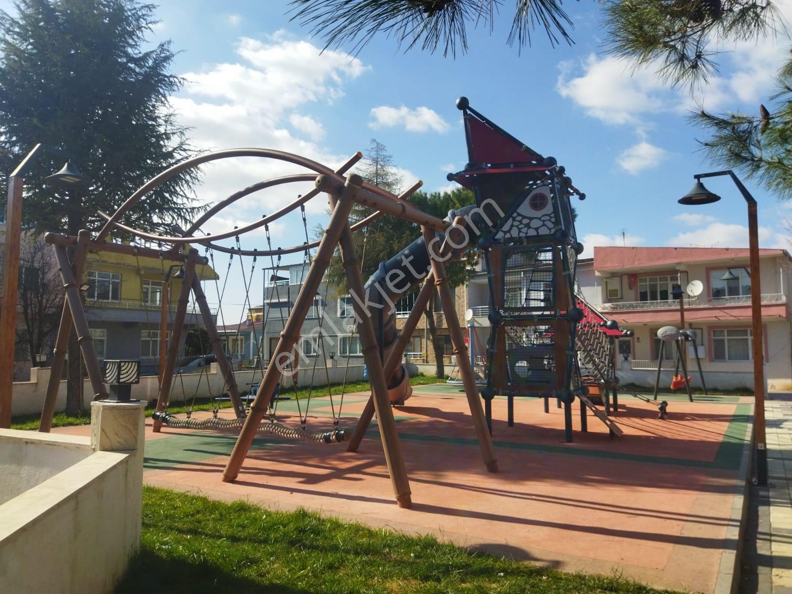 Çanakkale,ezine,camikebir Mahallesinde Satılık Müstakil Ev - Görsel 29