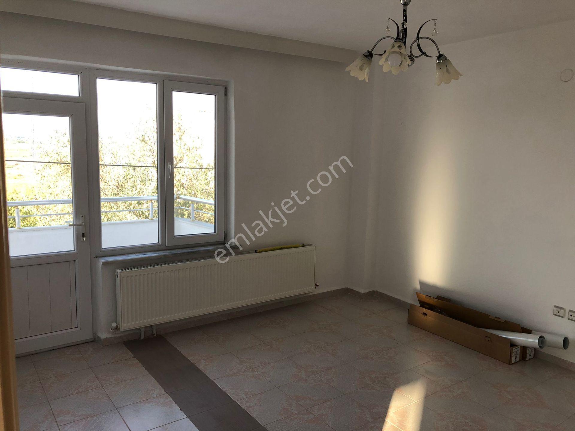 Çanakkale,ezine,camikebir Mahallesinde Kiralık 3+1 Daire - Görsel 5