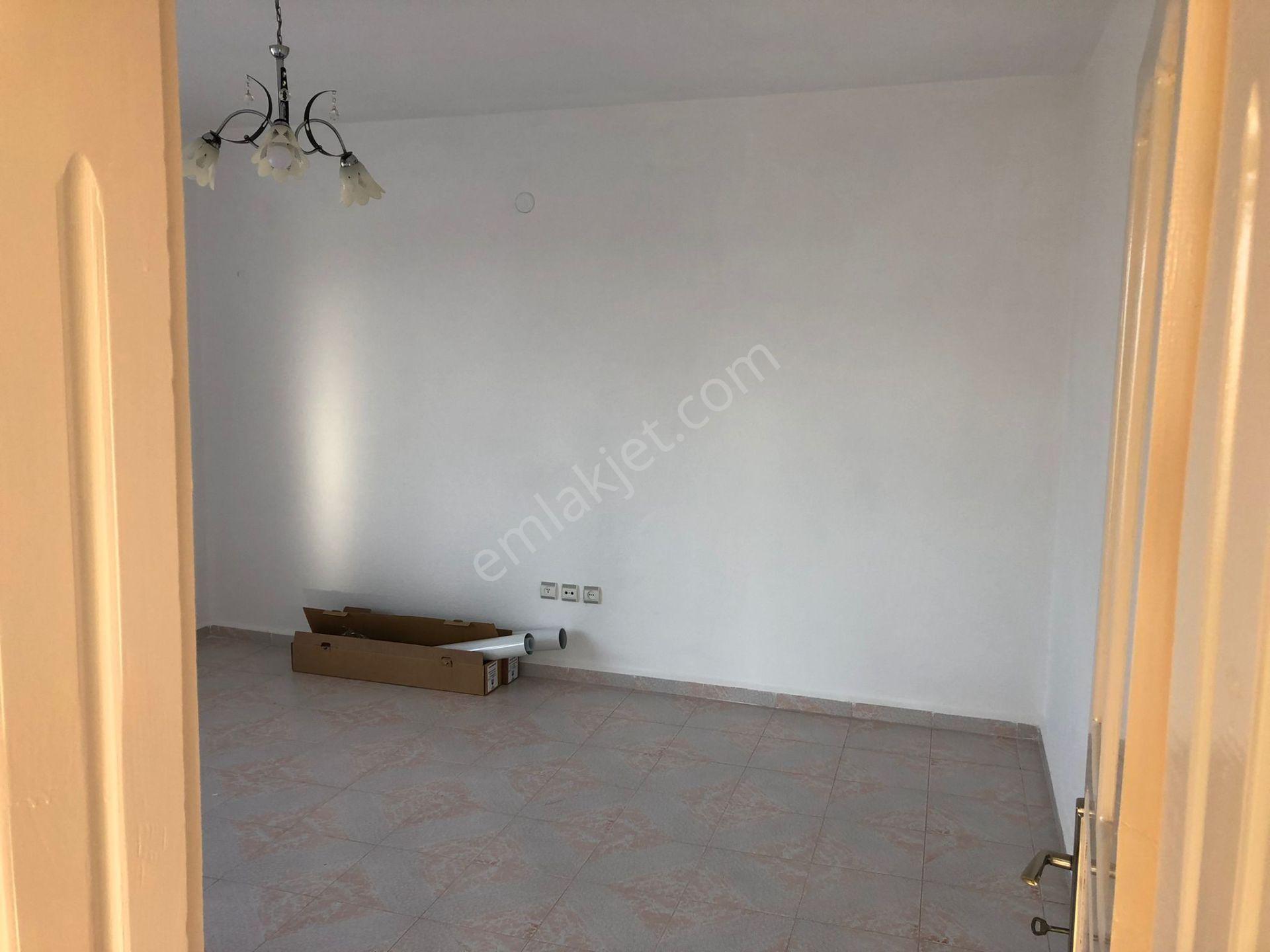 Çanakkale,ezine,camikebir Mahallesinde Kiralık 3+1 Daire - Görsel 6