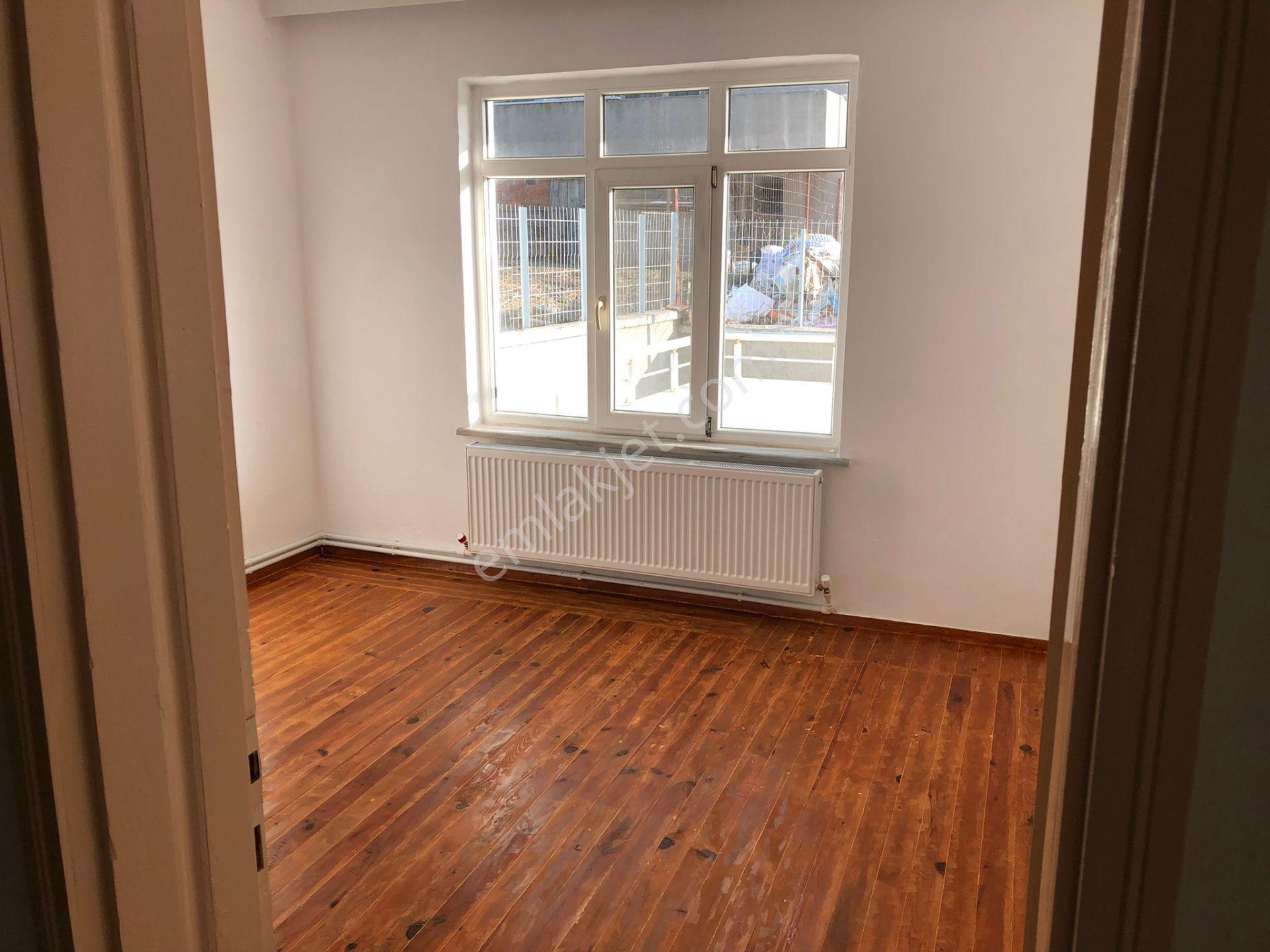 Çanakkale,ezine,camikebir Mahallesinde Kiralık 3+1 Daire - Görsel 12