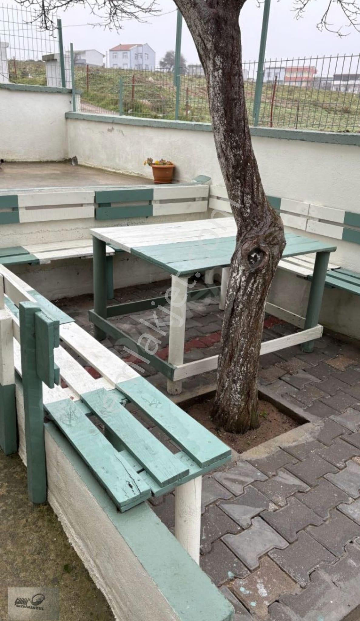 Çanakkale,ezine,camikebir Mahallesinde Kiralık 3+1 Daire - Görsel 22