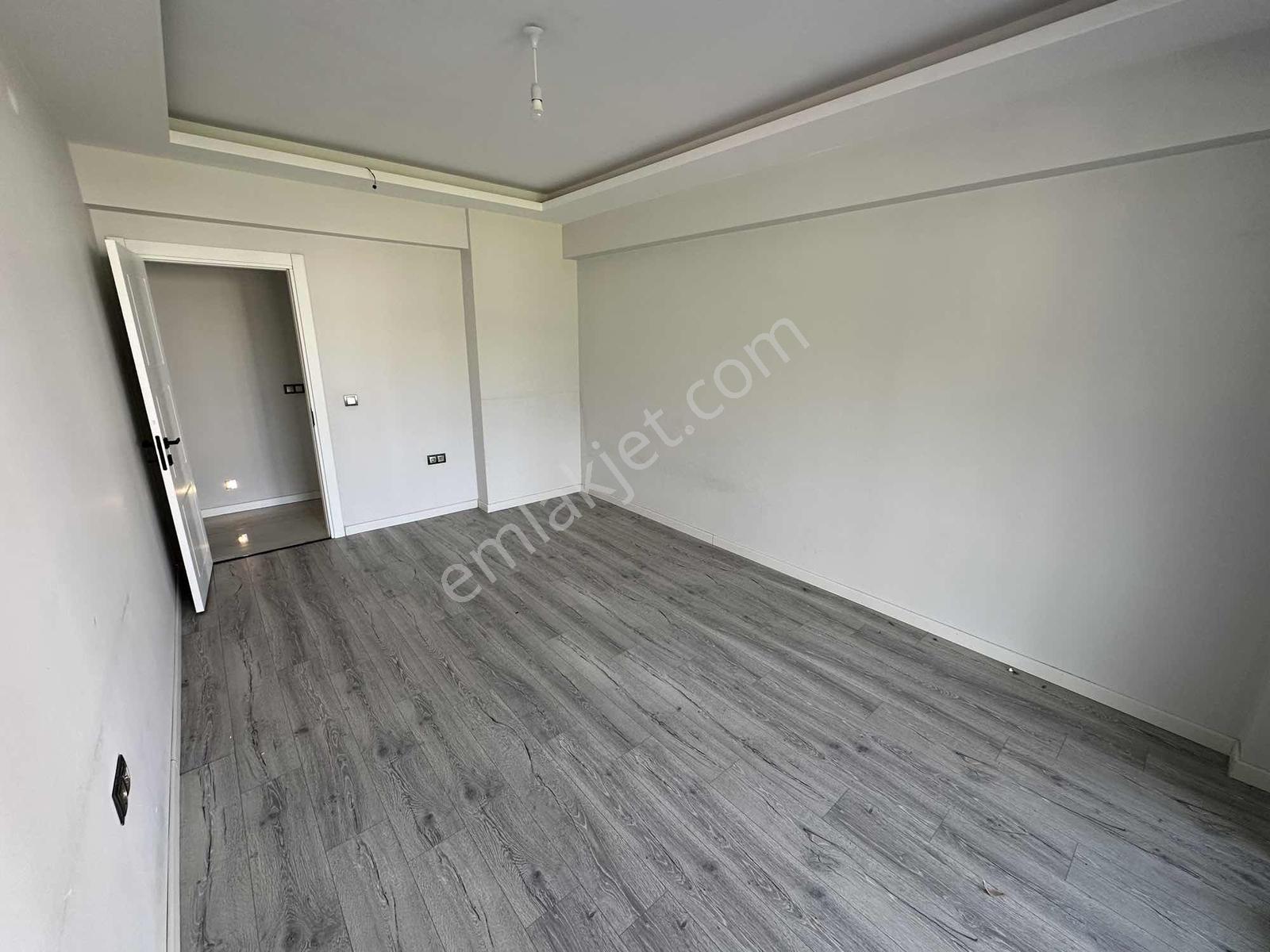 Yenikentte Bulvar Cepheli Ara Katta 4+1 Ultra Lüks Kiralık Daire - Görsel 23