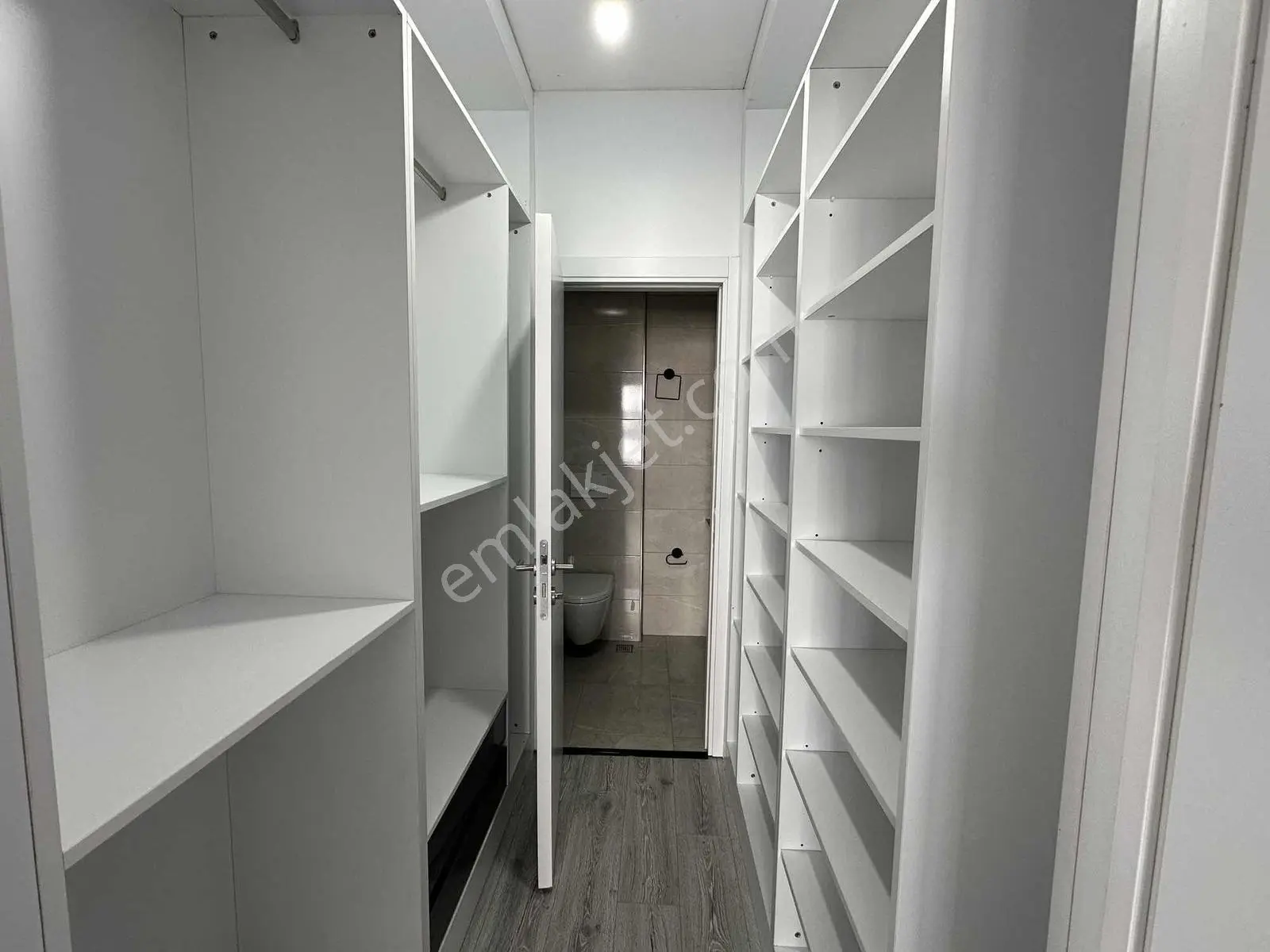 Yenikentte Bulvar Cepheli Ara Katta 4+1 Ultra Lüks Kiralık Daire - Görsel 30
