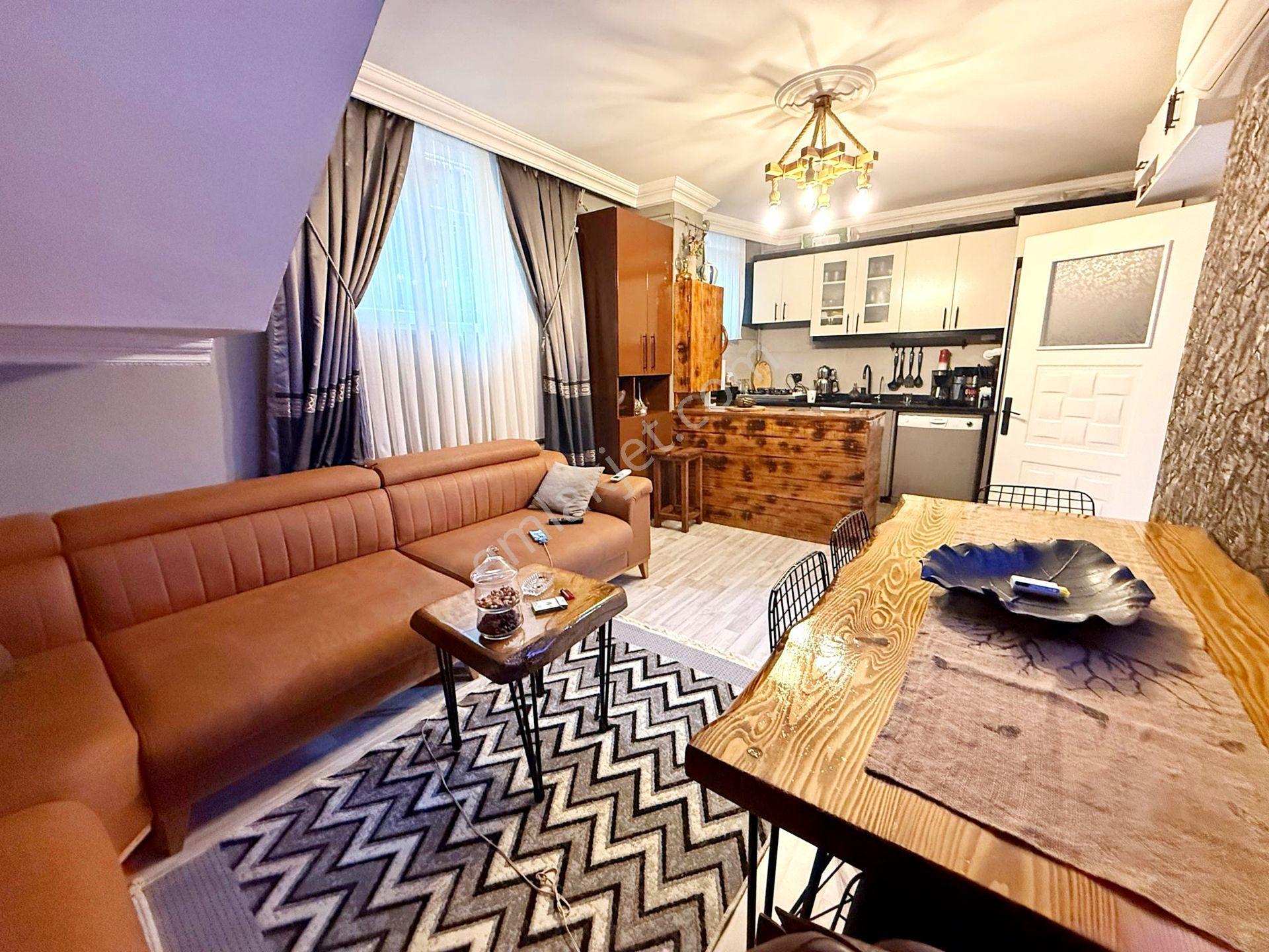 Alban'dan Metrobüse 6dk Avm'ye 3dk 95m² 2+1 Bahçe Katı - Görsel 4