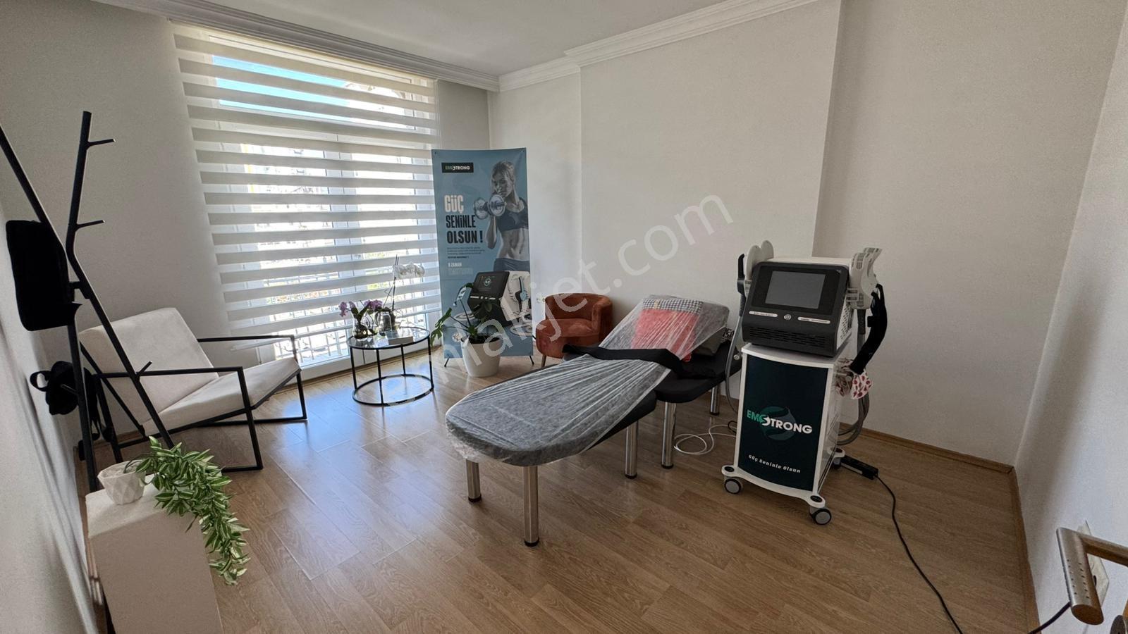 Antalya'nın Seçkin Bölgesinde Devren Kiralık Ofis - Görsel 6