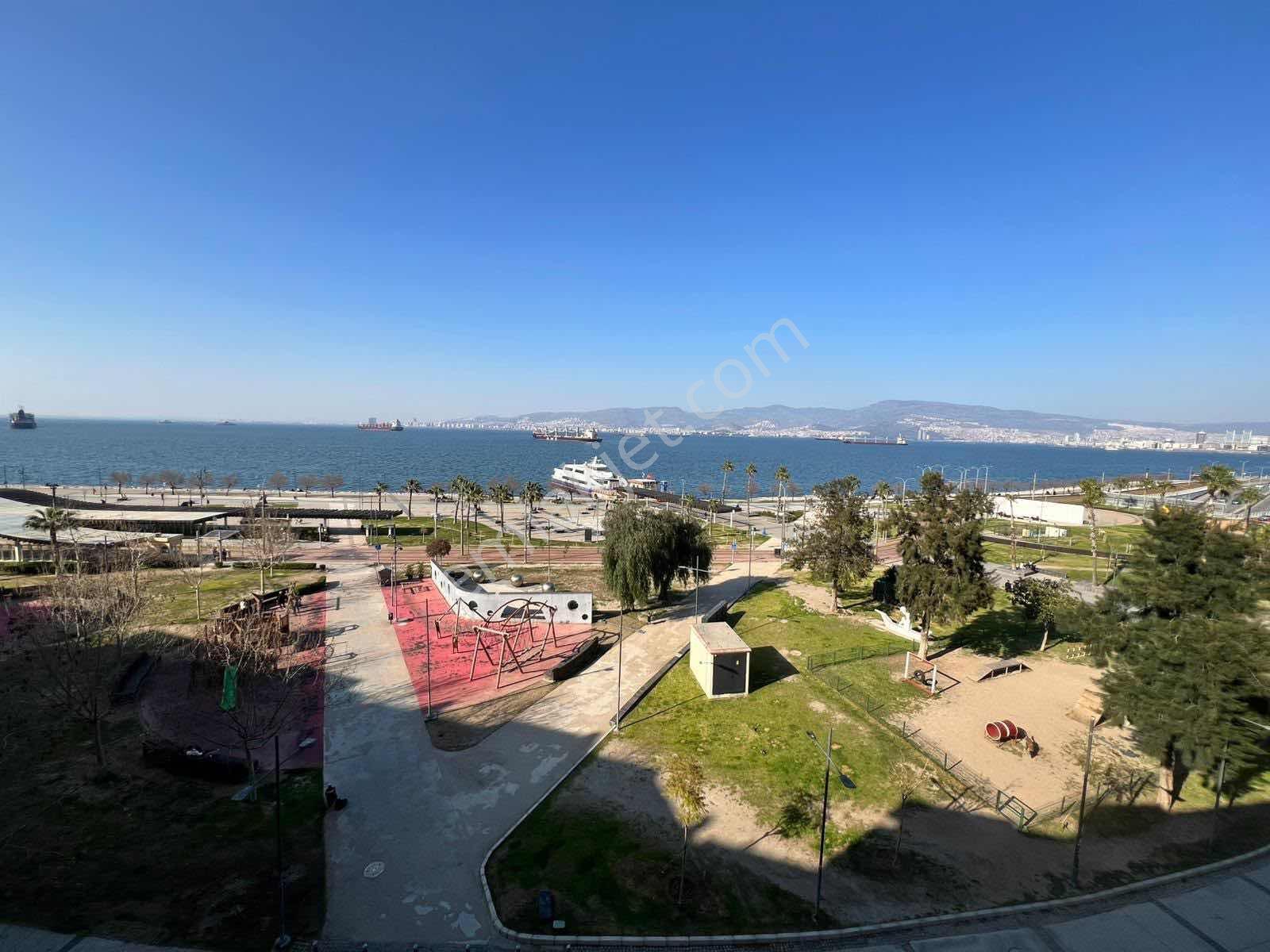 Mithatpaşa Caddesinde Kesintisiz Deniz Manzaralı 3+1 Arakat - Görsel 33