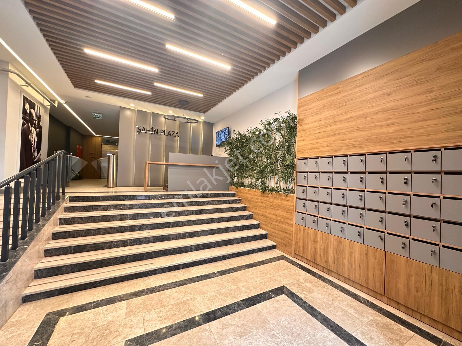 As Yapı Şahin Plaza Da Tabela Değeri Yüksek Ofis Daire - Görsel 32