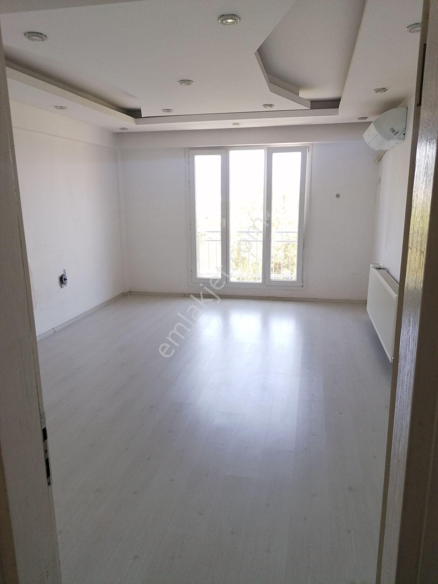 Kemalpaşanın Merkezinde Acil Satılık 110 M2 2+1 Doğalgazlı Daire - Görsel 7