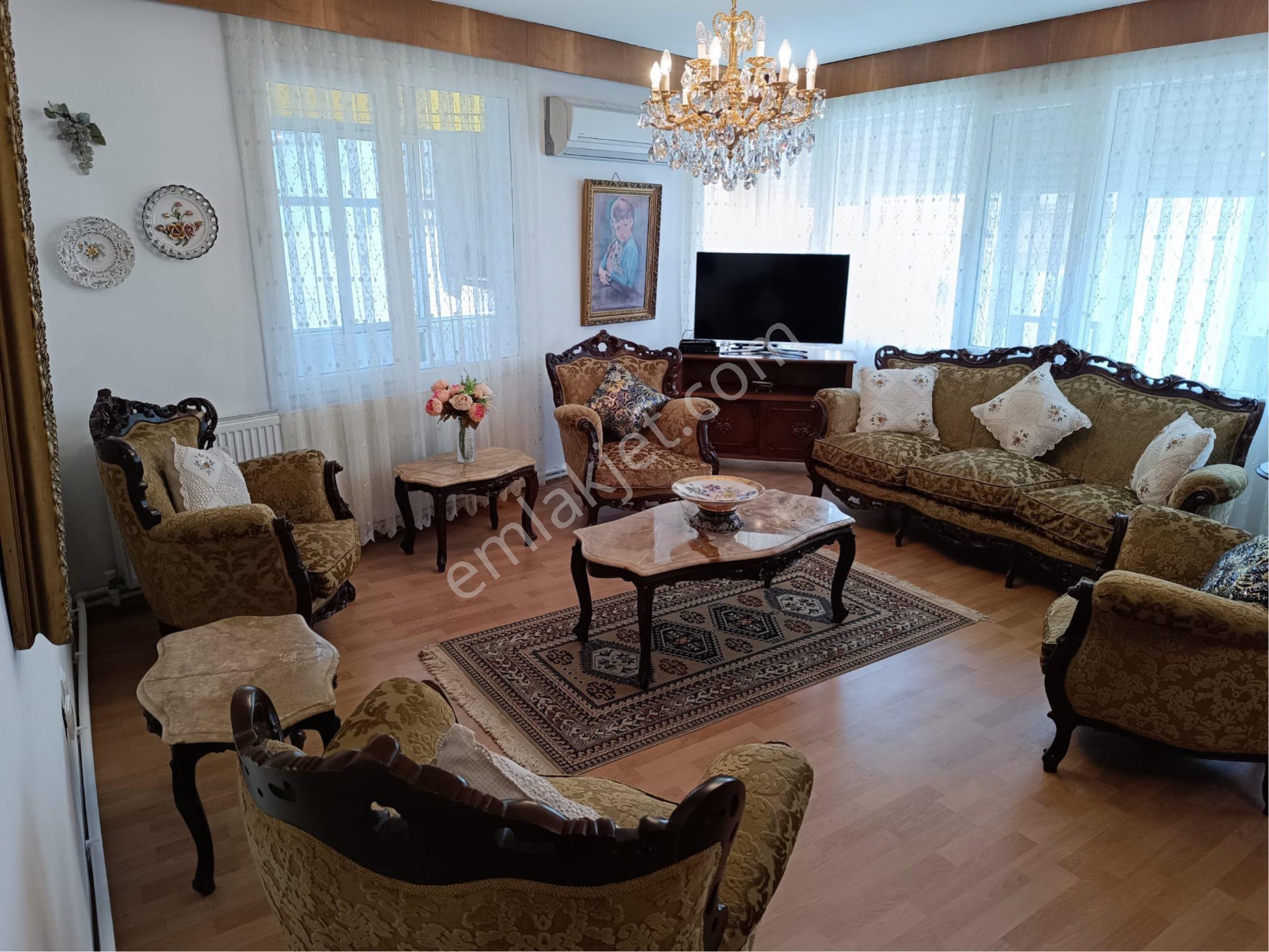İzmir Alsancakta Eşyalı Kiralık Daire - Görsel 3