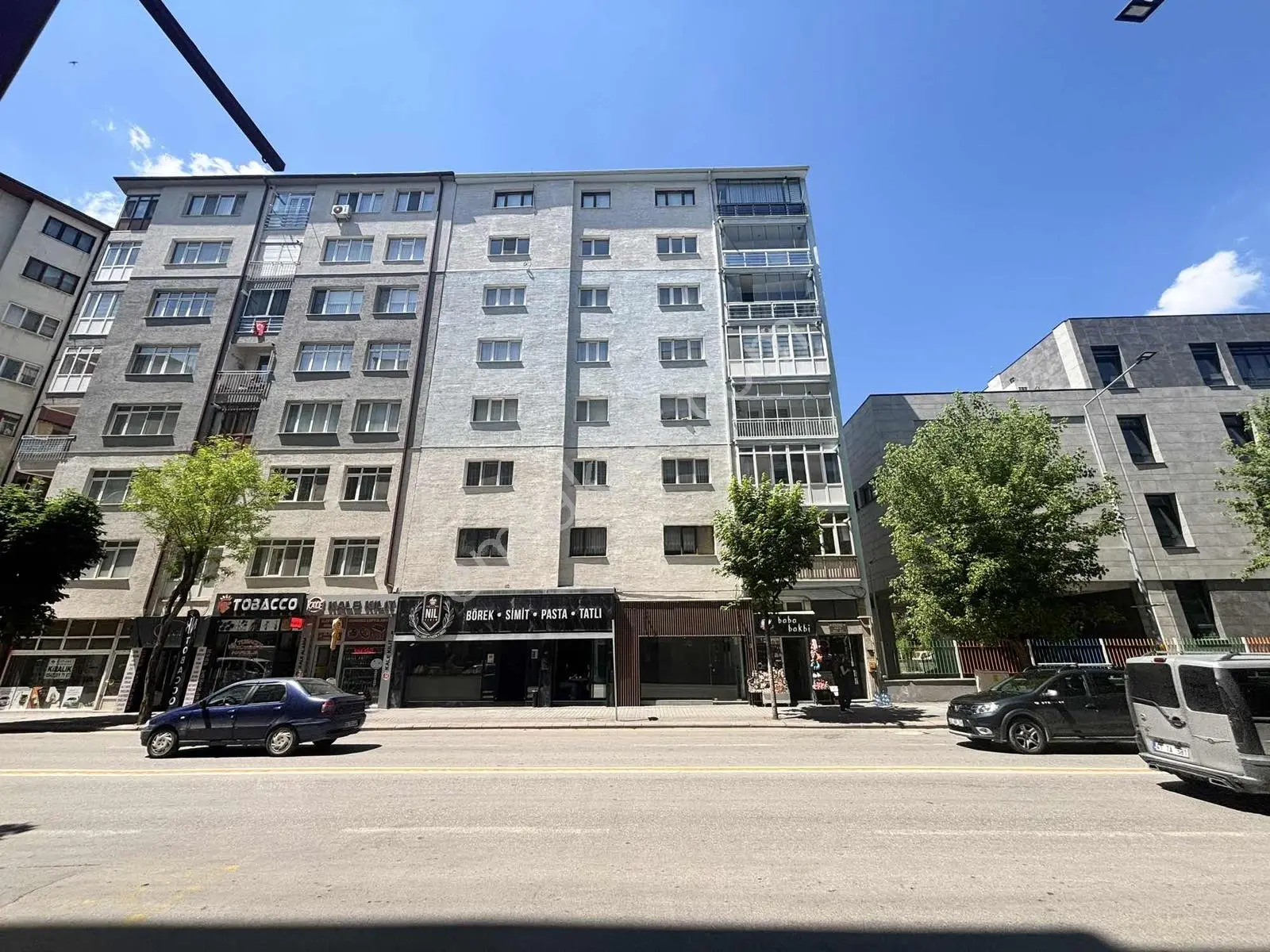 Rw Nestten Atatürk Caddesi Üzerinde Satlık 180 M2 Daire