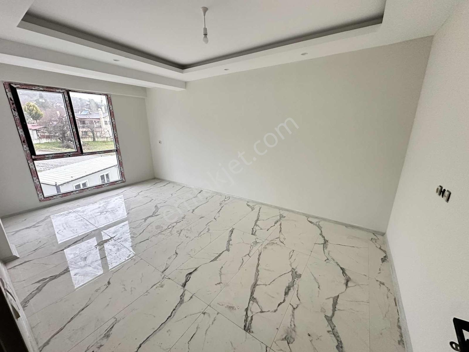 Çamlık Mahallesinde Sıfır Arakat 2+1 100m2 - Görsel 19