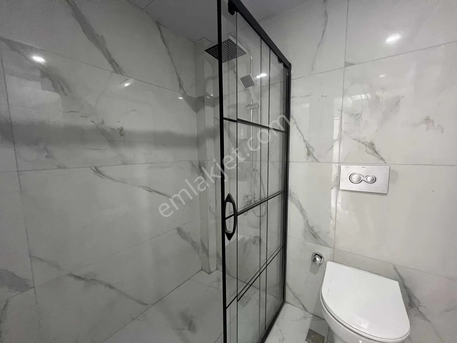 Center Avm Bölgesi Havuzlu Site İçerisi 1+1 Lüks Sıfır Daire - Görsel 18