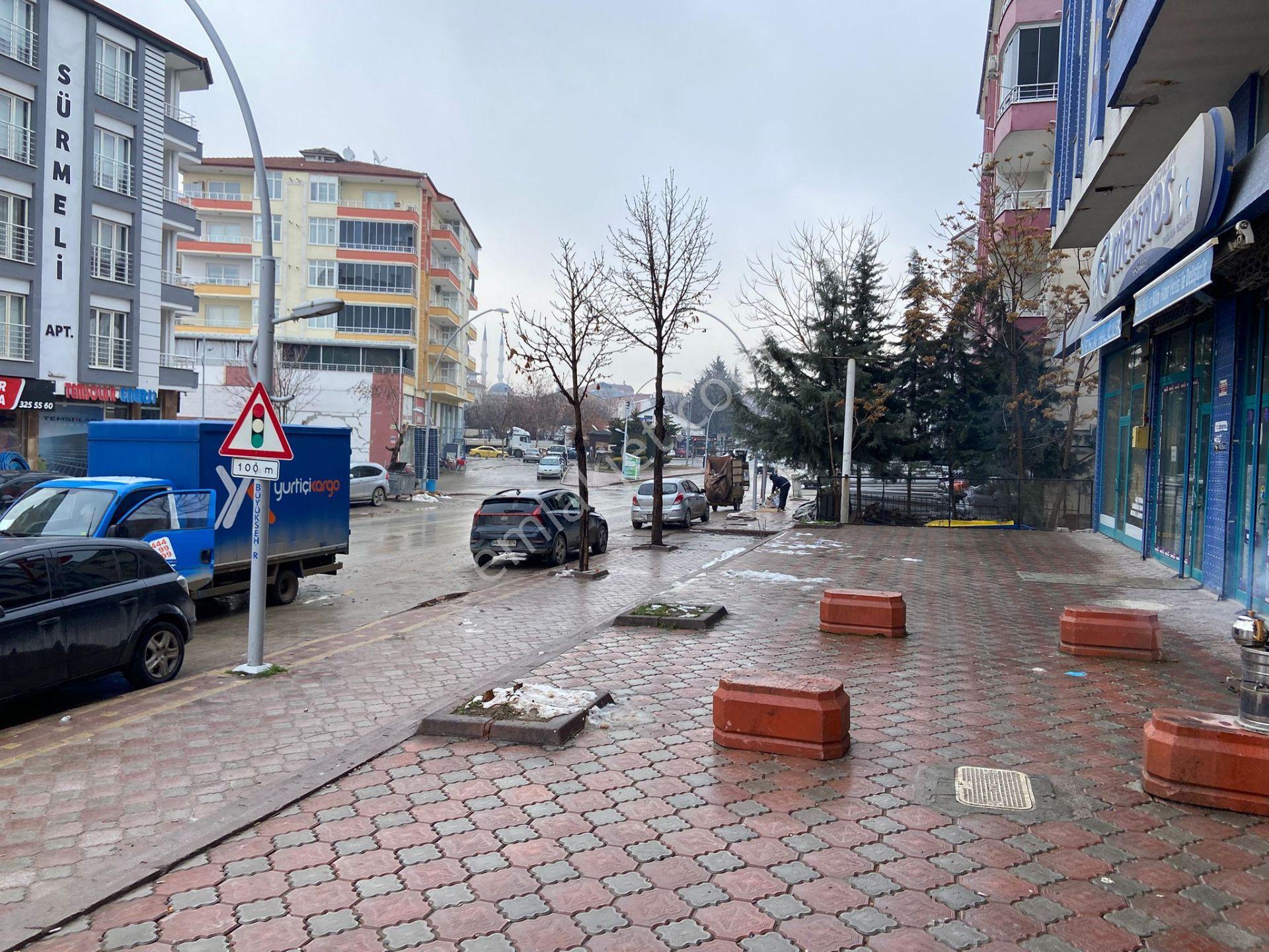 Çavuşoğlunda Cadde Cepheli 70 Mt Düz Ayak 35 Asma Satlık Dükkan - Görsel 12