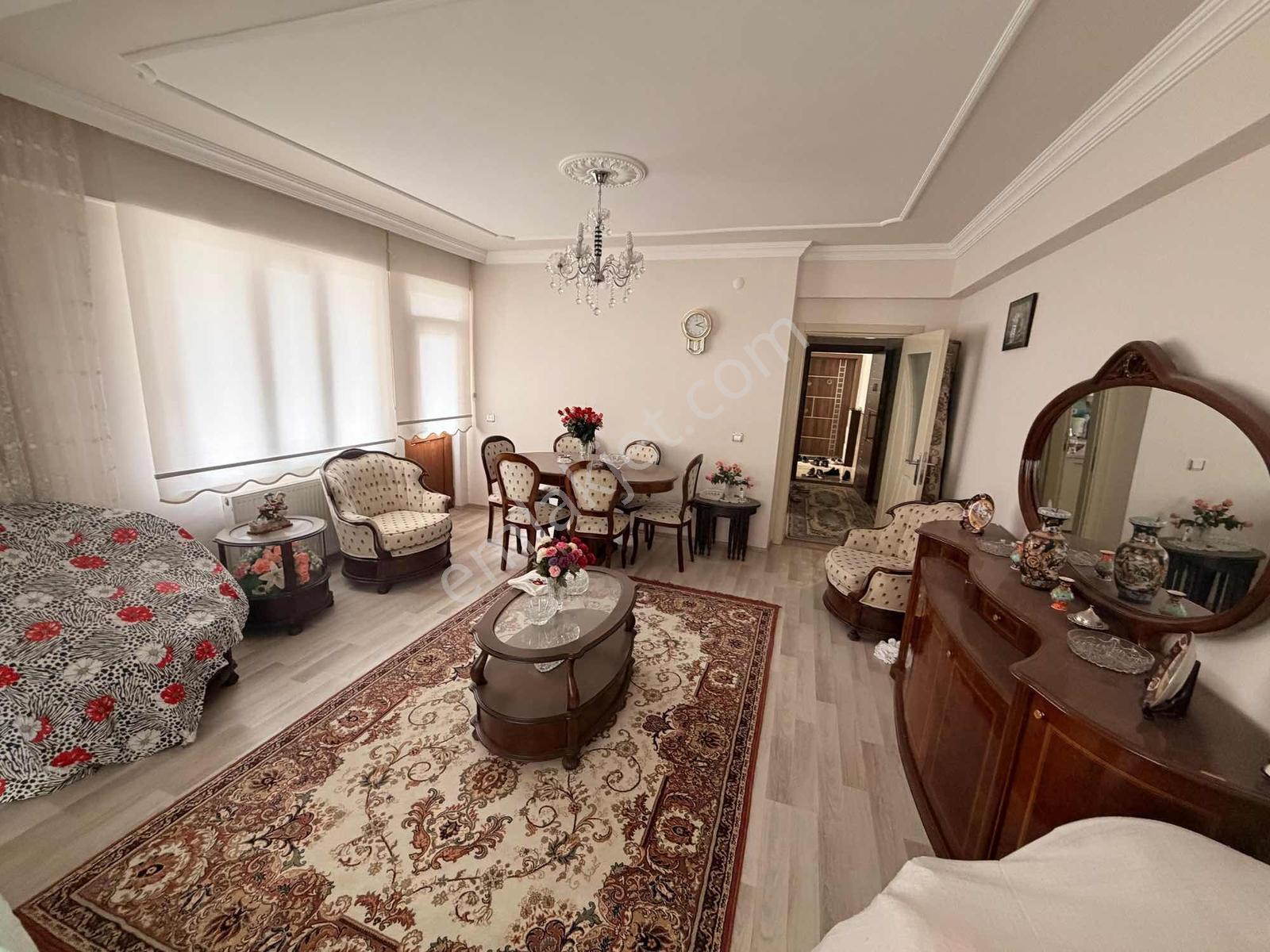 Remax Dem'den Ergenekon Mahallesinde 3+1 Ara Kat Kiralık Daire - Görsel 16