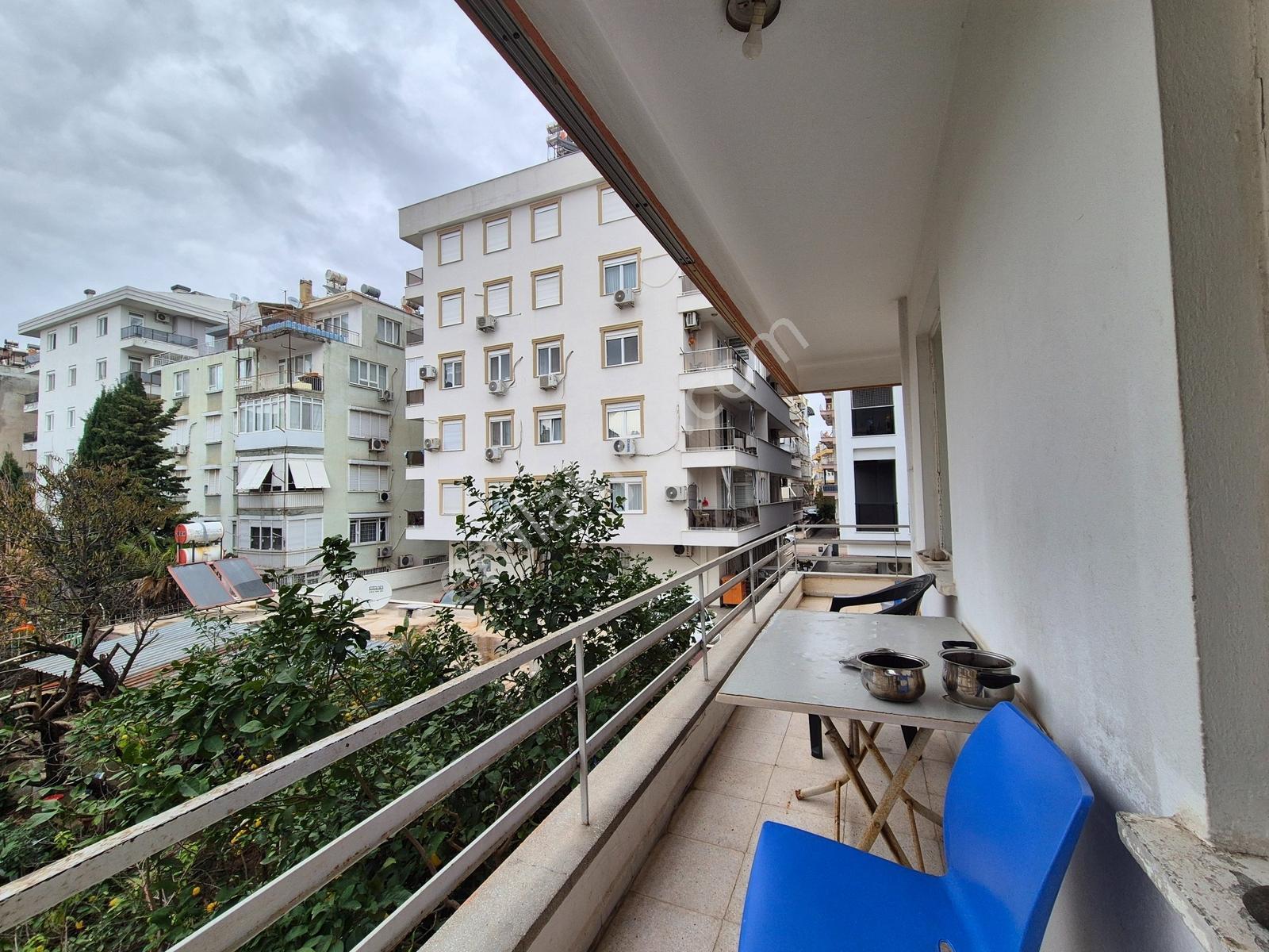 Antalya Muratpaşa Üçgen Mahallesinde Geniş Kullanışlı 3+1 Daire - Görsel 14