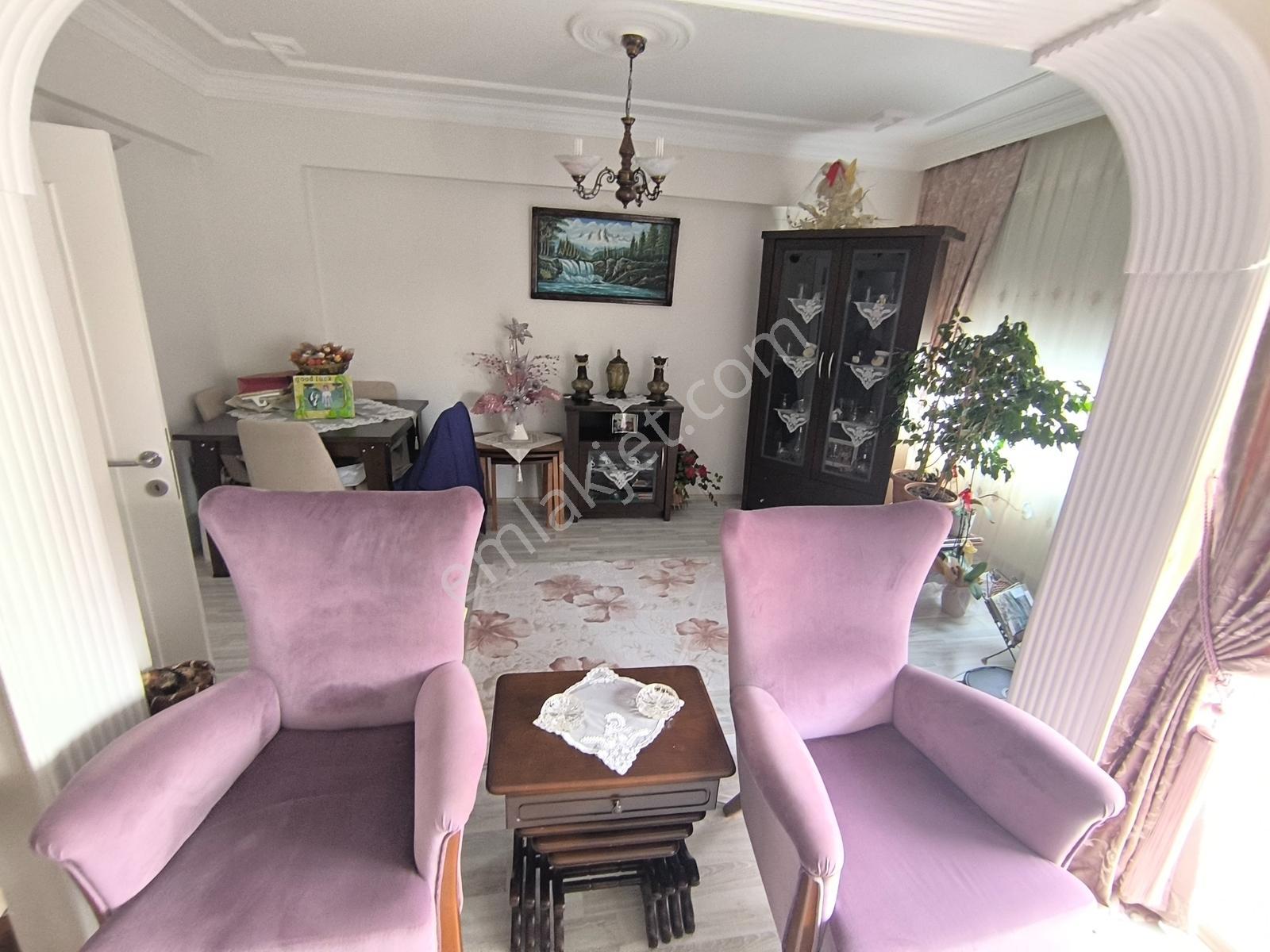 Kariyer'den İnegöl Merkez'de Dubleks Satılık 5+1 Daire - 170 M² - Görsel 28