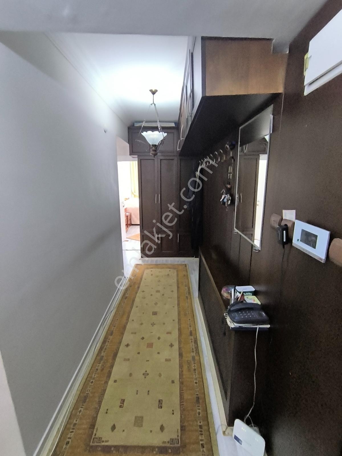 Kariyer'den İnegöl Merkez'de Dubleks Satılık 5+1 Daire - 170 M² - Görsel 23