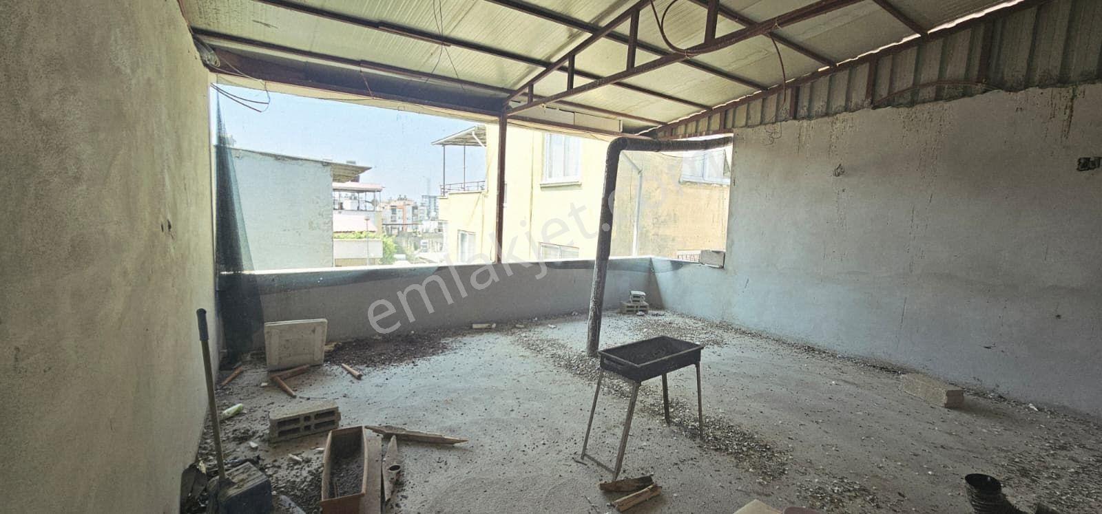 Arve'den Yalınayak'ta Satılık Müstakil 3 Katlı Ev - Görsel 8