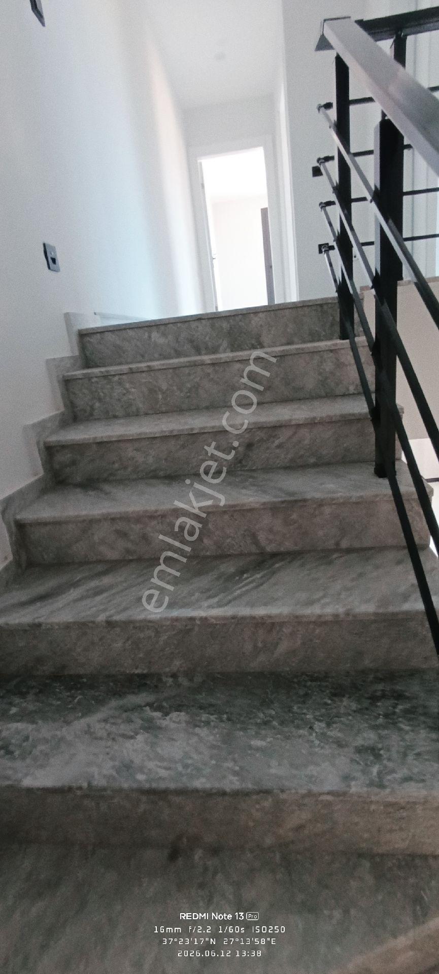 Dairemi Villamı3+1 Villa Sifir - Görsel 16