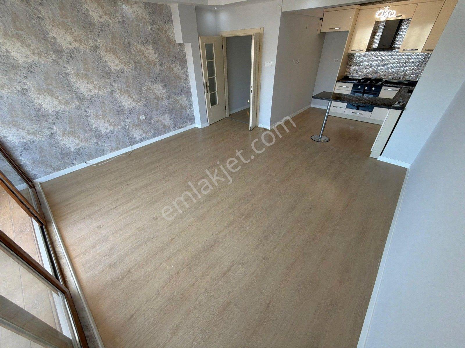 ▀jet'ten Akçay'ın Kalbinde Ön Cephe Arakat Kullanışlı 2+1 Daire▀ - Görsel 4