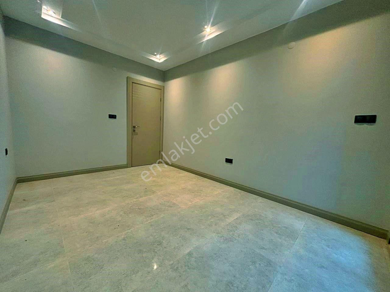 Uytundan Örende Havuzlu Tenis Kortlu Site Kiralık 1+1 Akıllı Ev - Görsel 32
