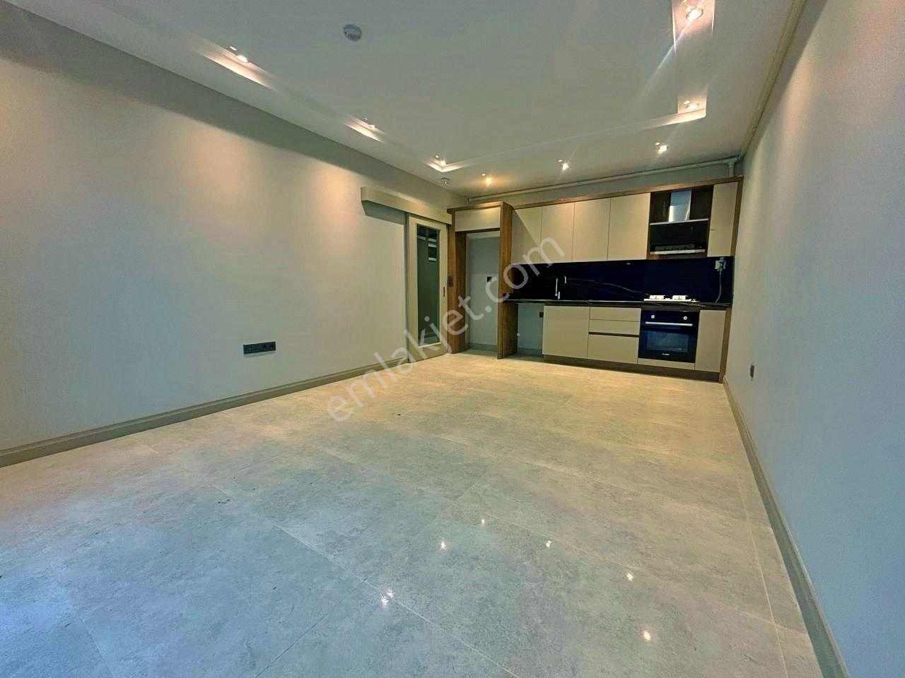 Uytundan Örende Havuzlu Tenis Kortlu Site Kiralık 1+1 Akıllı Ev - Görsel 4