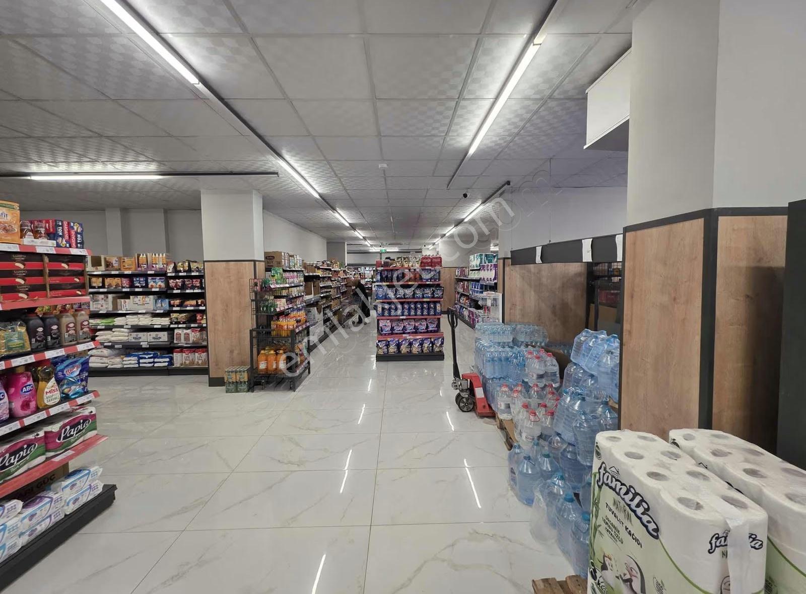 Ataşehir Bulvar Üstü Satılık 490m2 Depolu Dükkan - Görsel 2