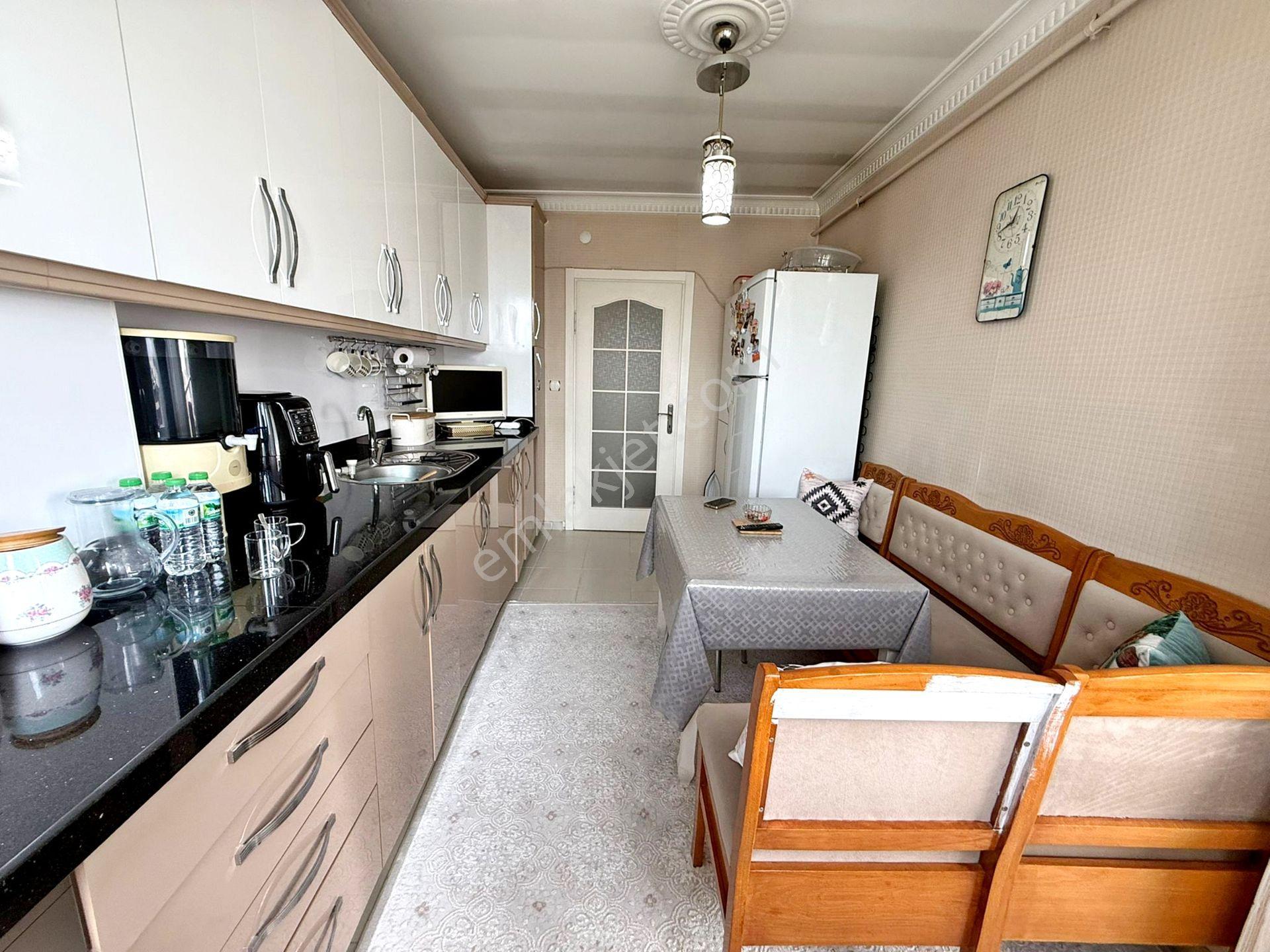 Erzurum Kongre Cad. 1dk 2+1 110m² Satılık Çift Balkonlu Daire !! - Görsel 5
