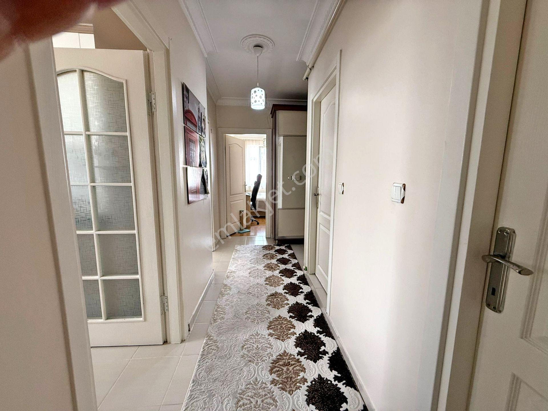 Erzurum Kongre Cad. 1dk 2+1 110m² Satılık Çift Balkonlu Daire !! - Görsel 17