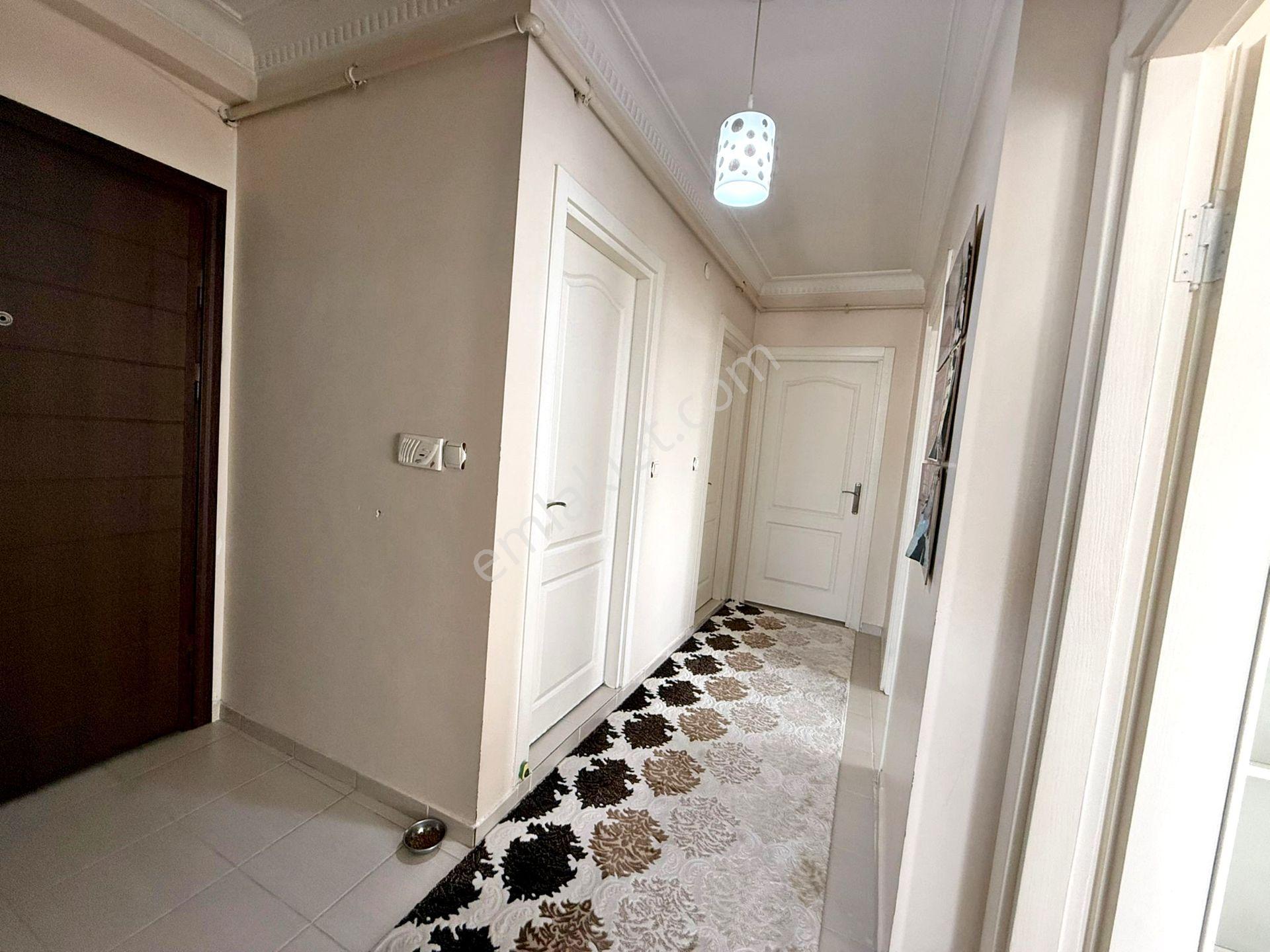 Erzurum Kongre Cad. 1dk 2+1 110m² Satılık Çift Balkonlu Daire !! - Görsel 16