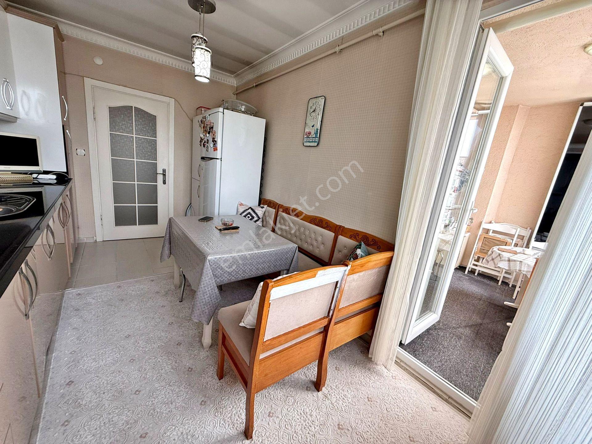 Erzurum Kongre Cad. 1dk 2+1 110m² Satılık Çift Balkonlu Daire !! - Görsel 6